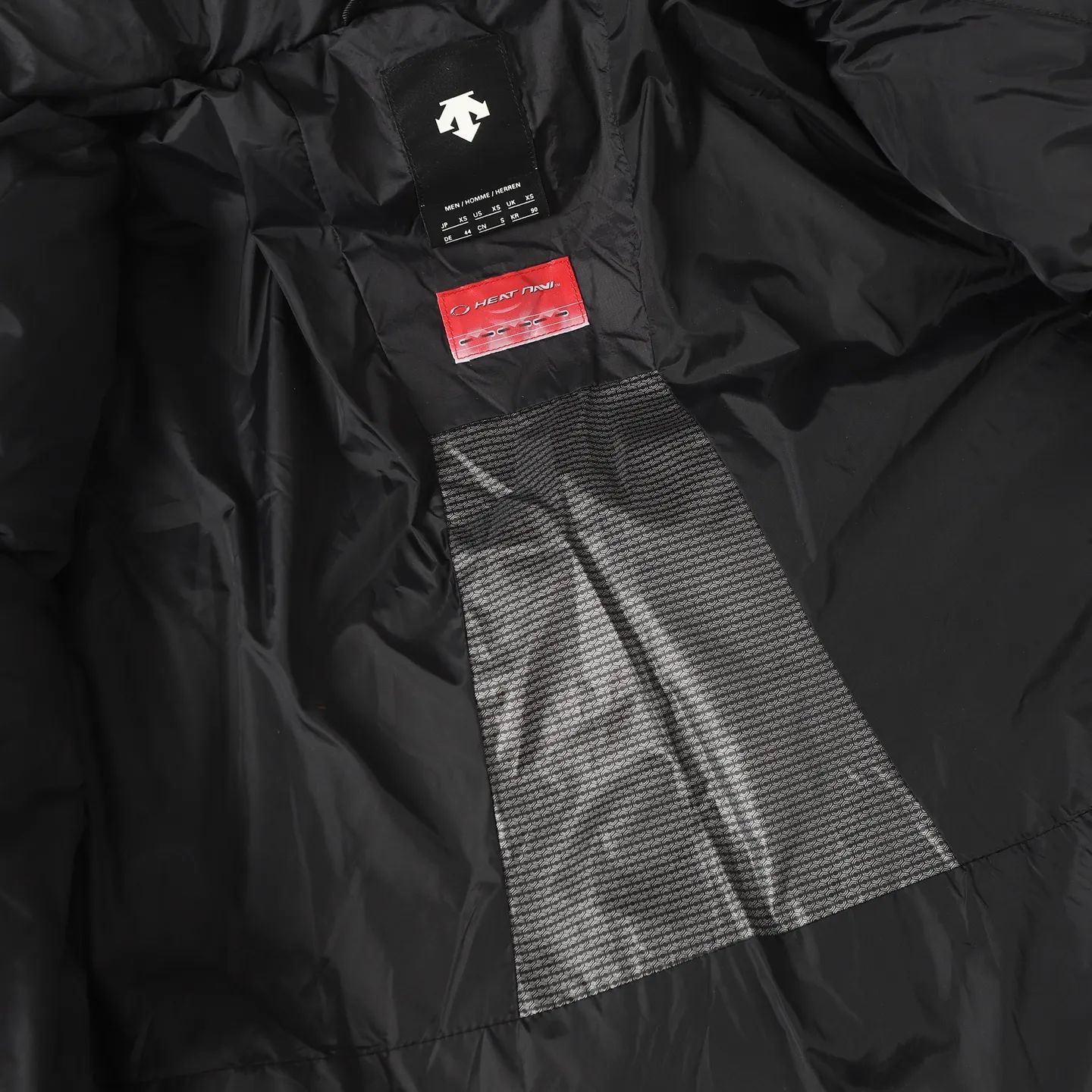 D*scente｜ * / ， ， ， ， ，90 ， ， ！ ， ， ， ， ， logo ! ， 、 Breathable ， ， ～～ ：Black、White、Red Size：XS、S、M、L、XL、XXL