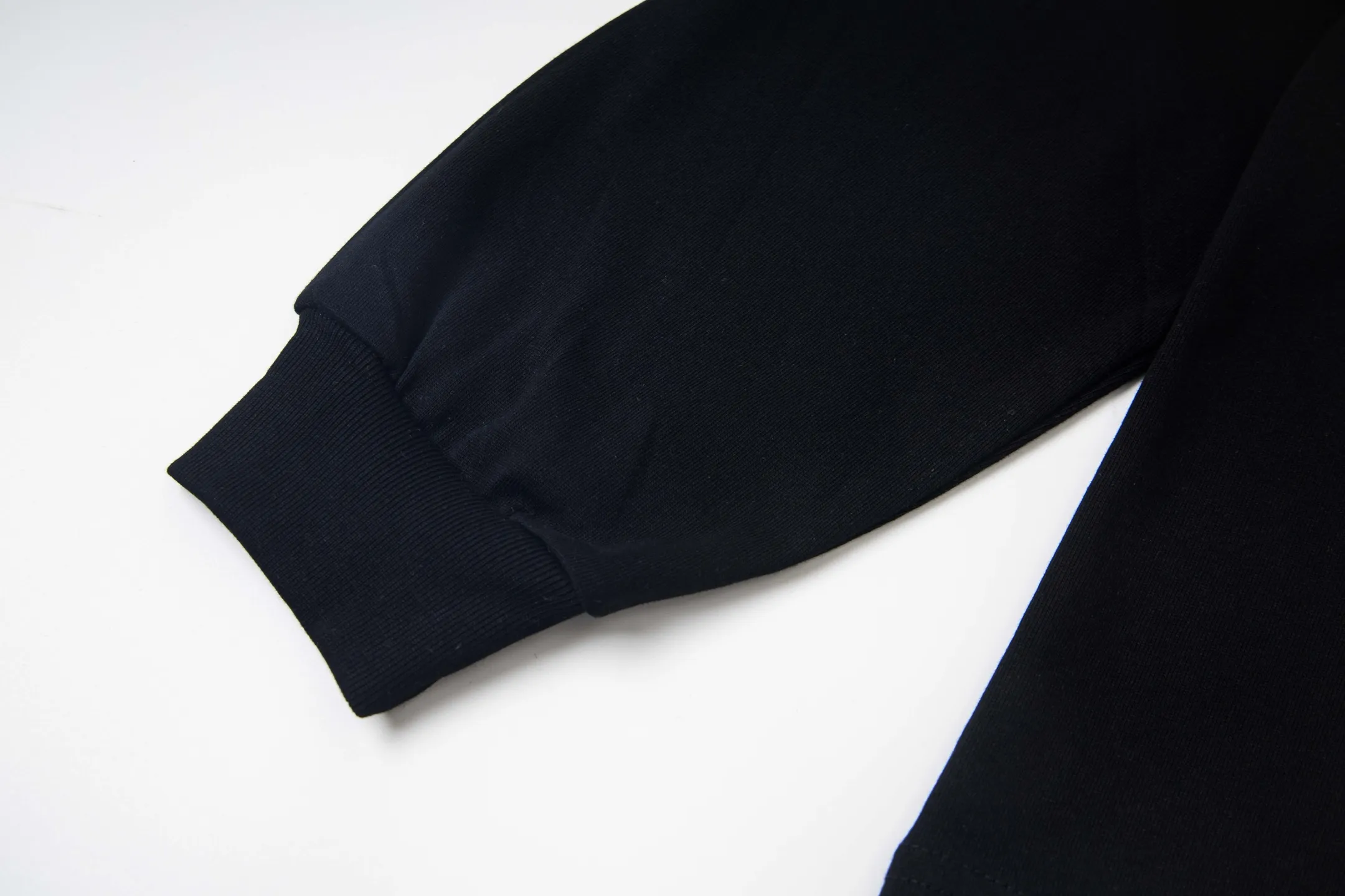 DESCENTE Series 32s Classic Same Style ：Black White Size：XS L