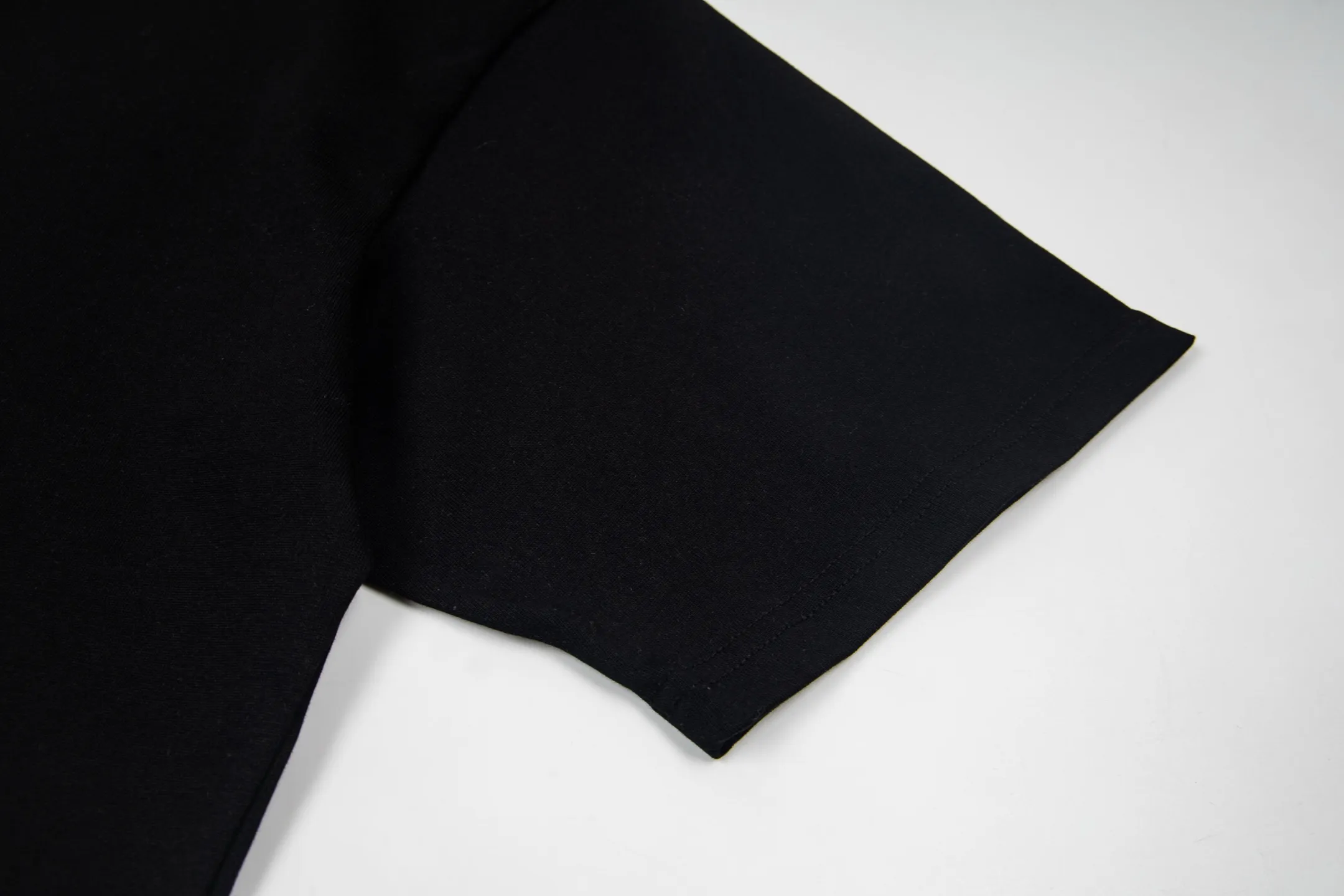 DESCENTE Series g Same Style Sizes：1 2 3 4 :Black White