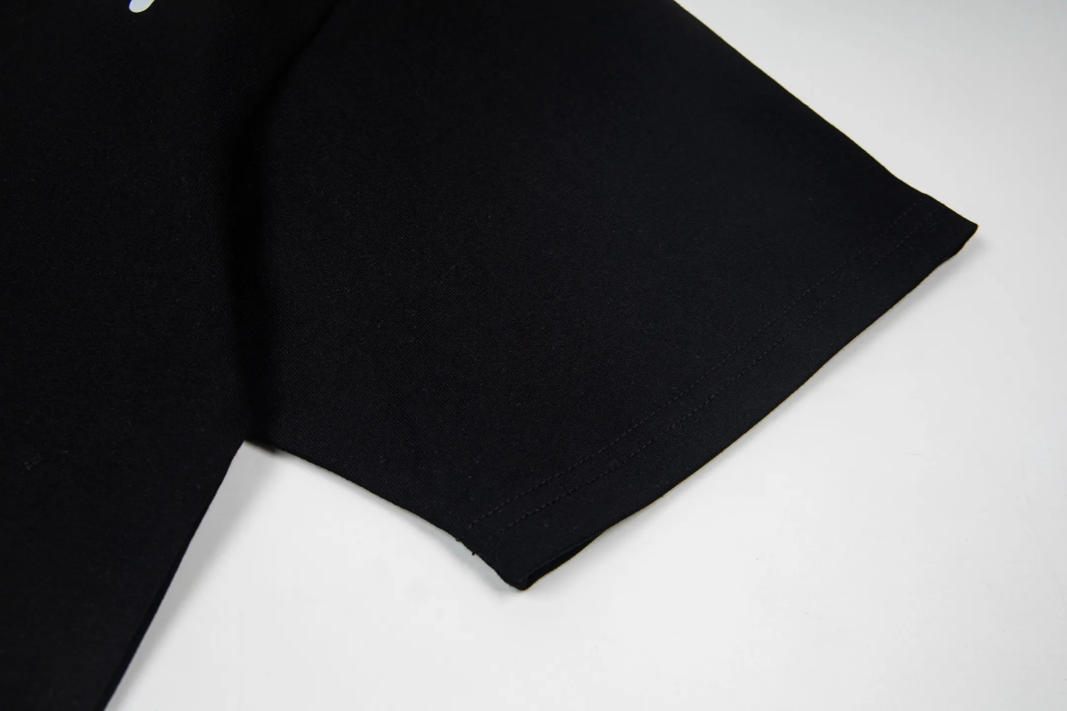 DESCENTE Series g Same Style Sizes：1 2 3 4 :Black White