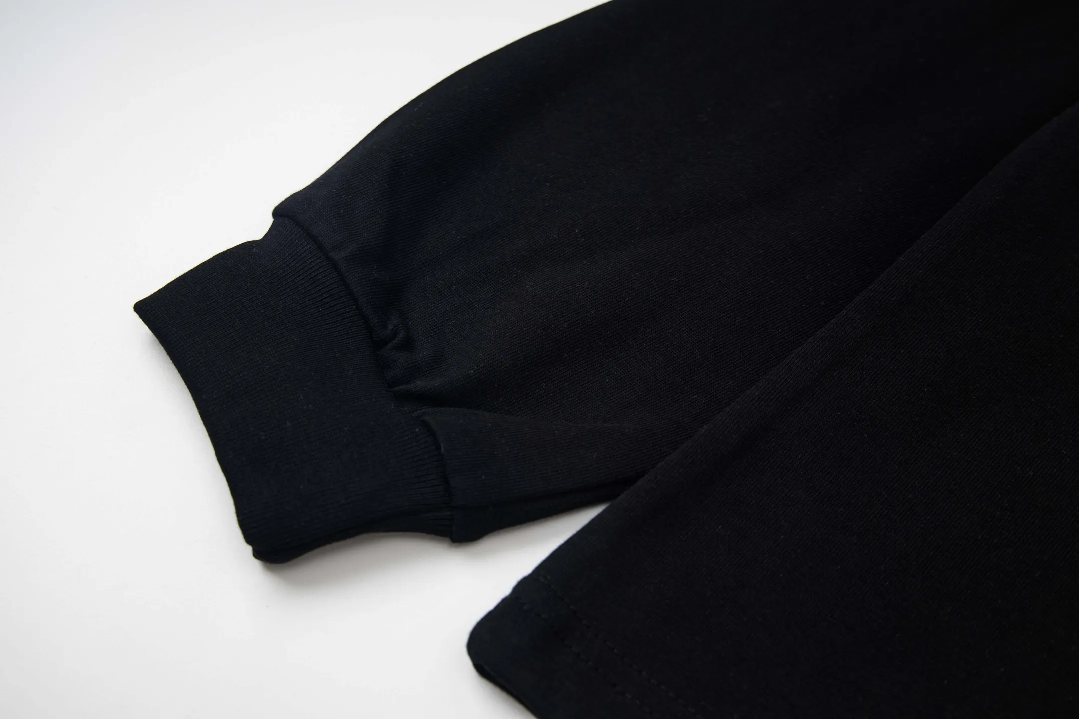 DESCENTE Series 32s Classic Same Style ：Black White Size：XS L