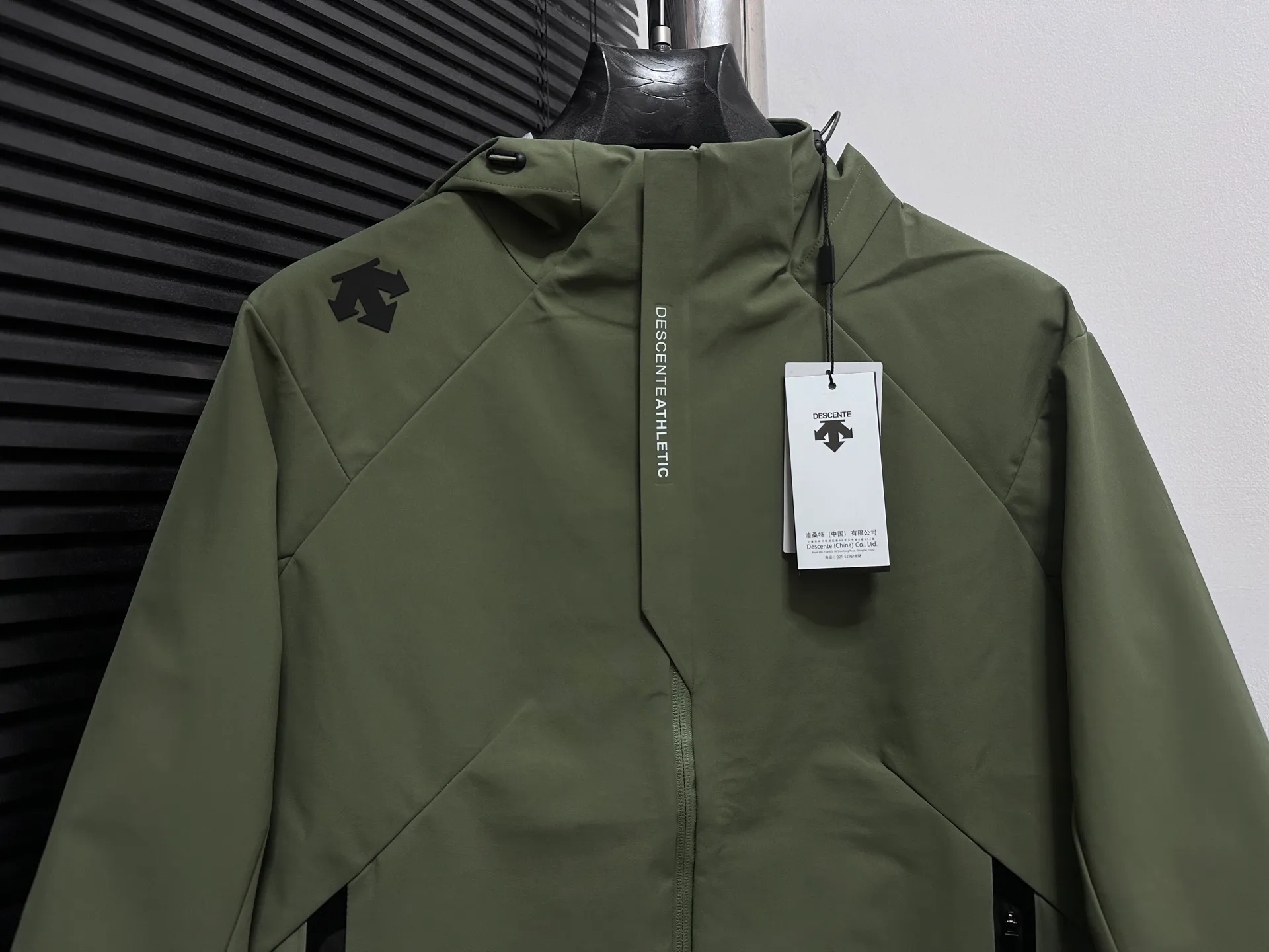 （ ） 2025 New Arrival ！ LOGO ，Classic Size :M-5XL
