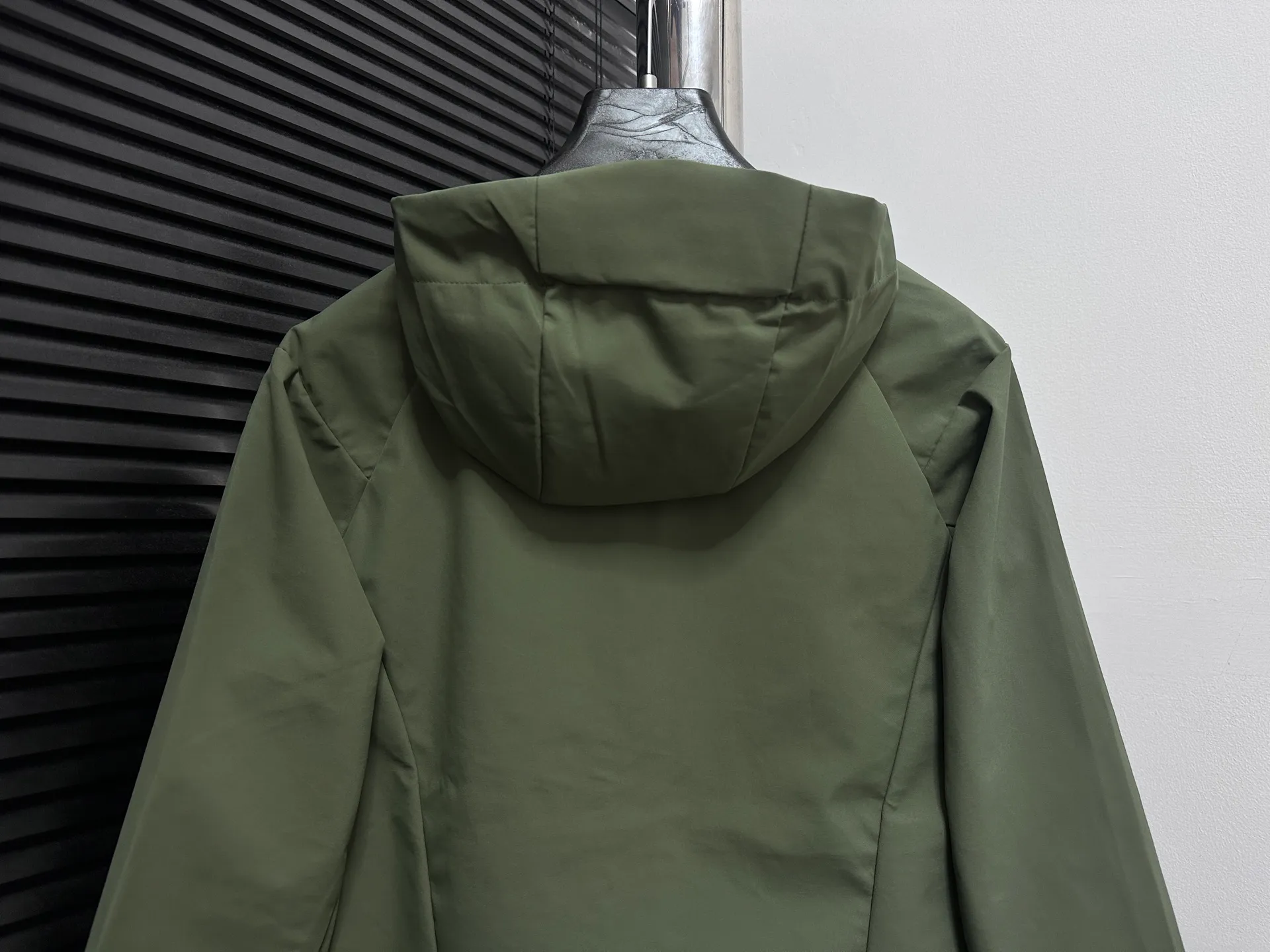 （ ） 2025 New Arrival ！ LOGO ，Classic Size :M-5XL