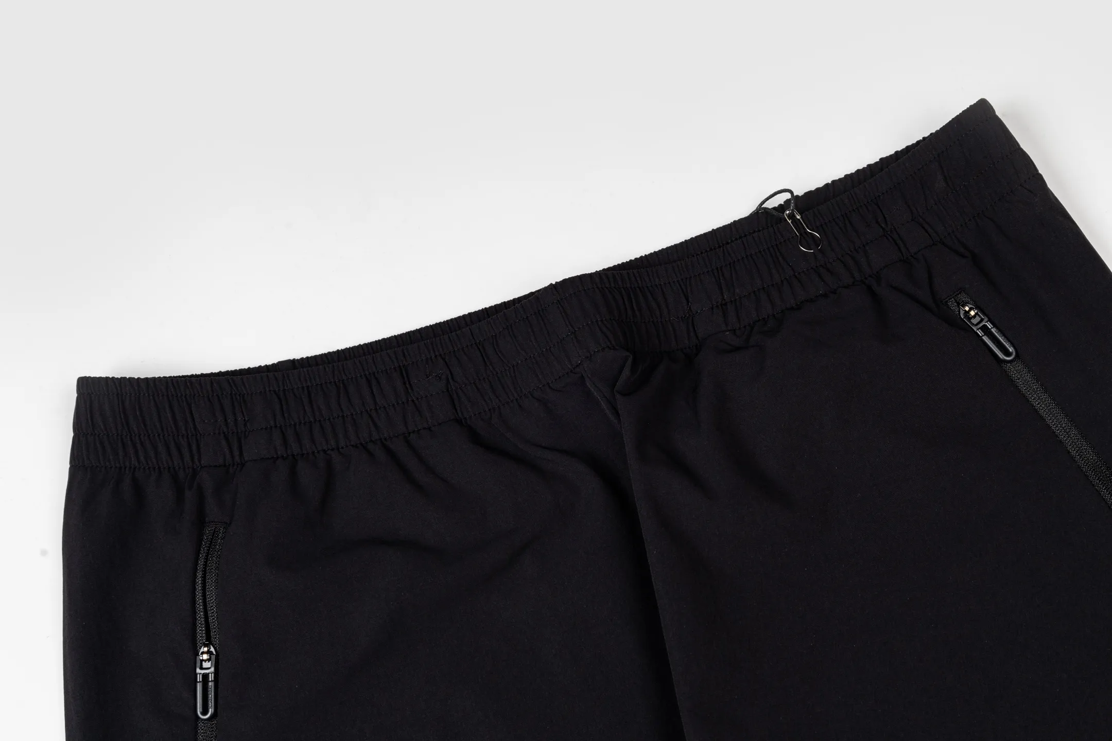 Q 125 DESCENTE TRAINING 1:1 Breathable Breathable ， ， ， ， ， Breathable Classiclogo Versatile！