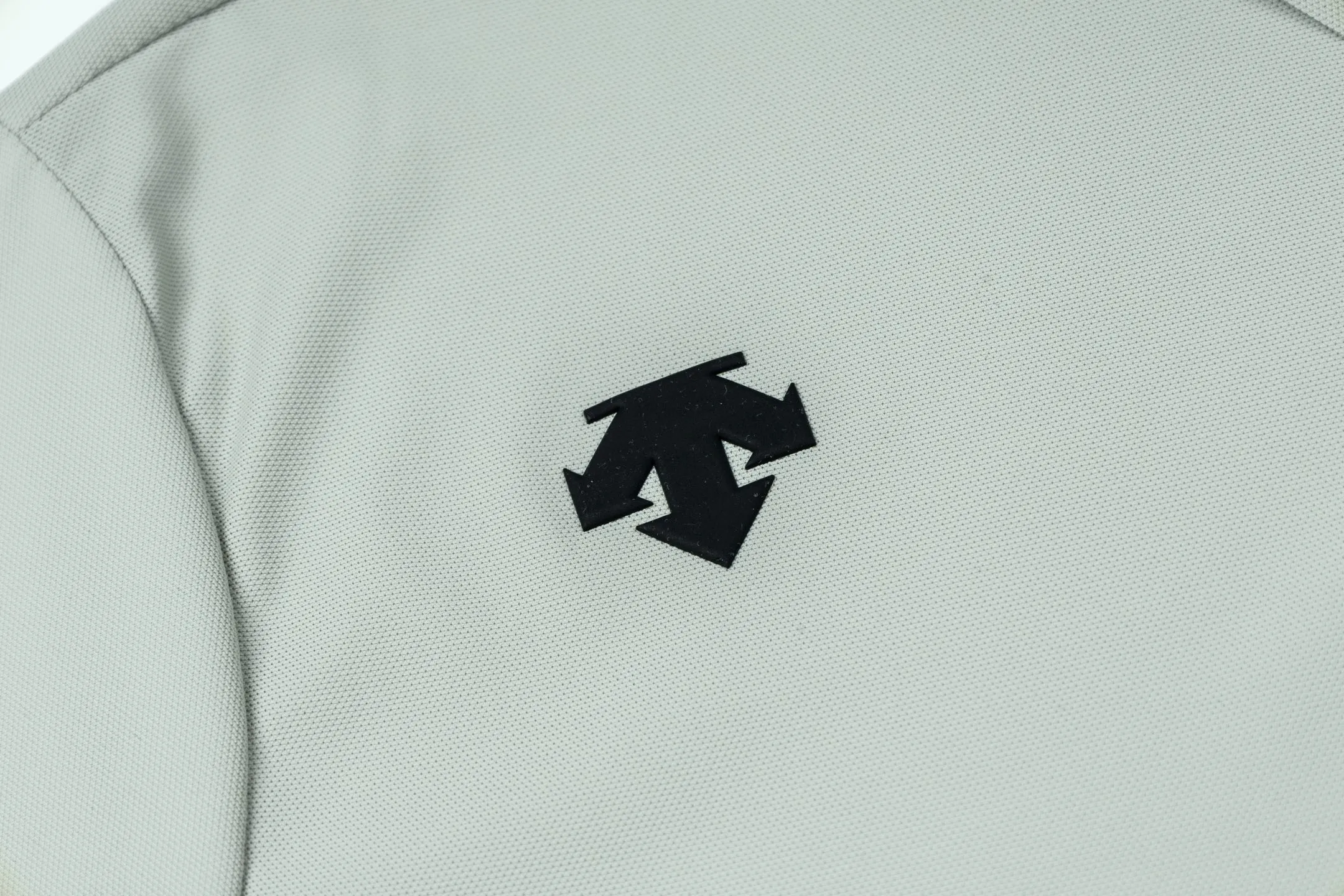 85 DESCENTE TRAININGSeries POLO Classicpolo ， Breathable！Classic 【 +】 ：【78.7% ，21.3% ， 】 。 ， ， ，