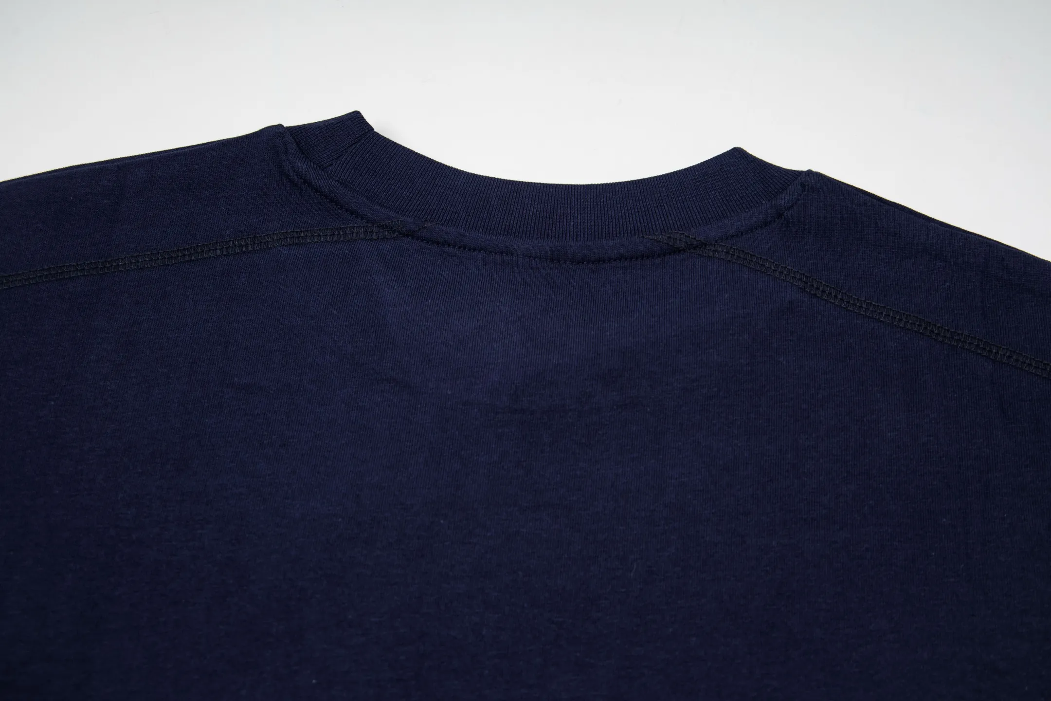 DESCENTE Series Logo LS T Same Style ✅ Size：M L XL 2XL Black White Dark Blue