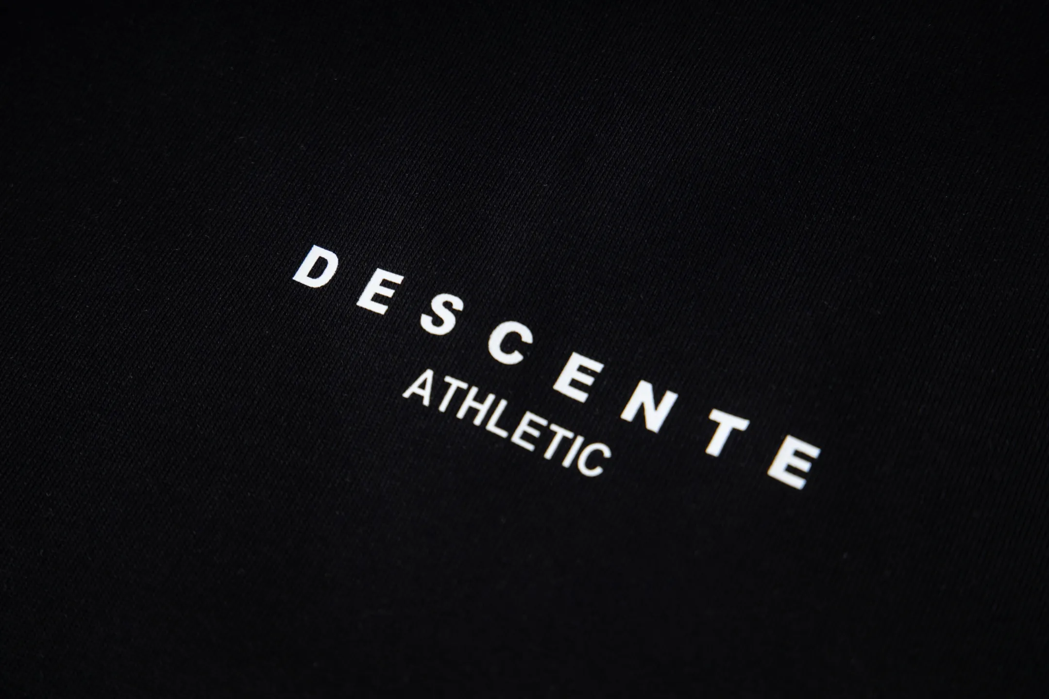 DESCENTE Series 32s Classic Same Style ：Black White Size：XS L