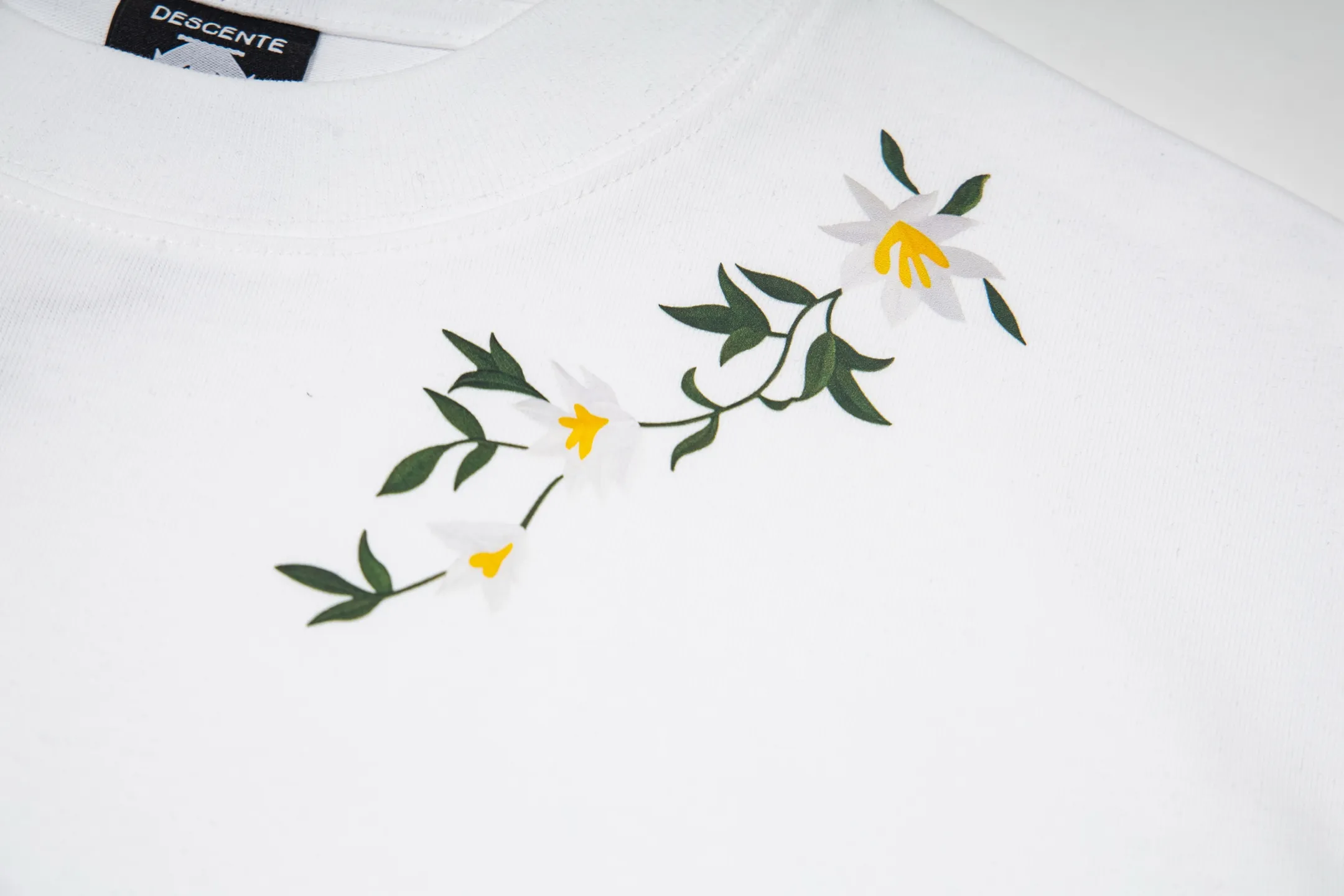 DESCENTE Series g Same Style Sizes：1 2 3 4 :Black White