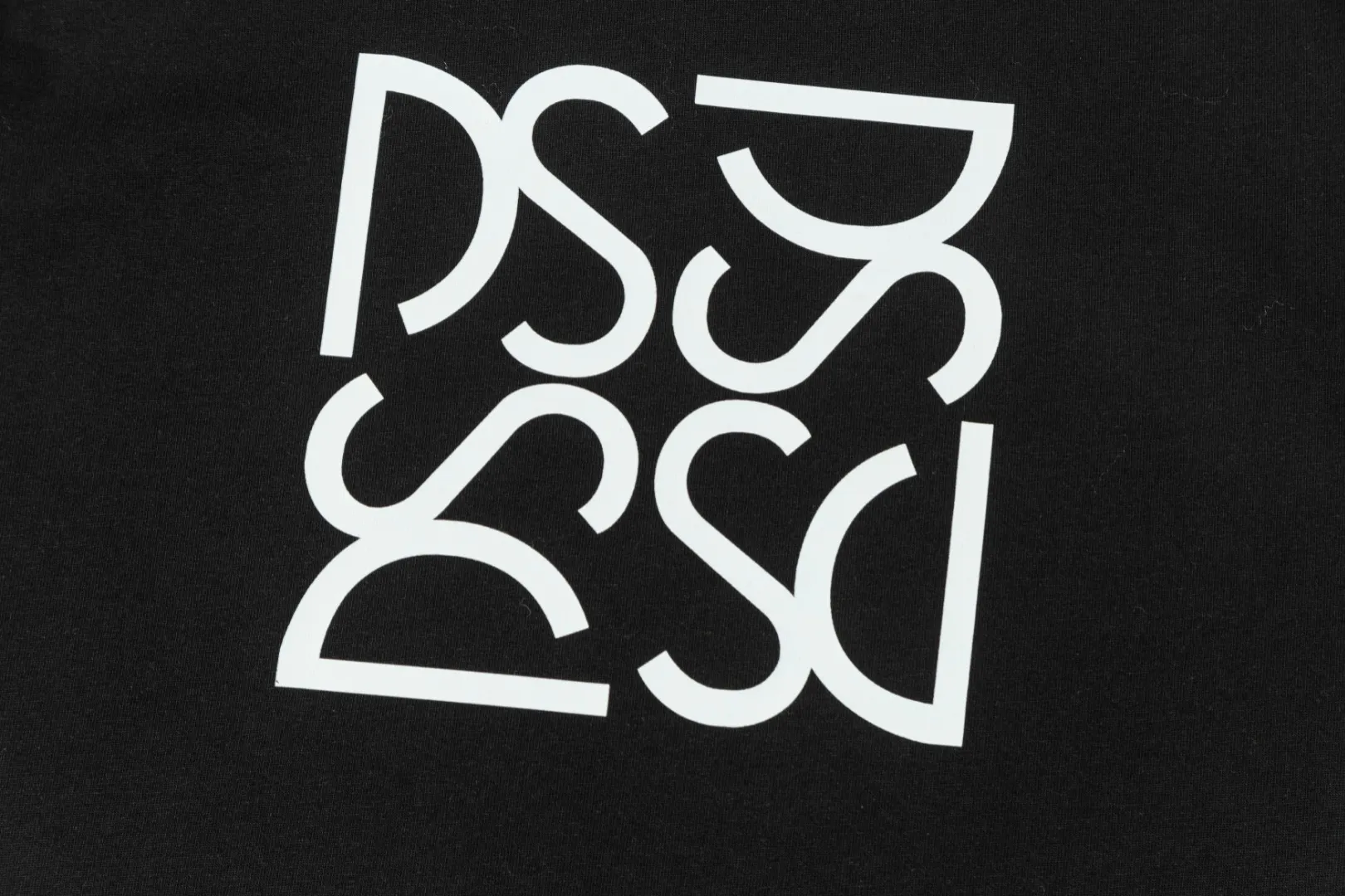 DESCENTE Series g Same Style Sizes：1 2 3 4 :Black White