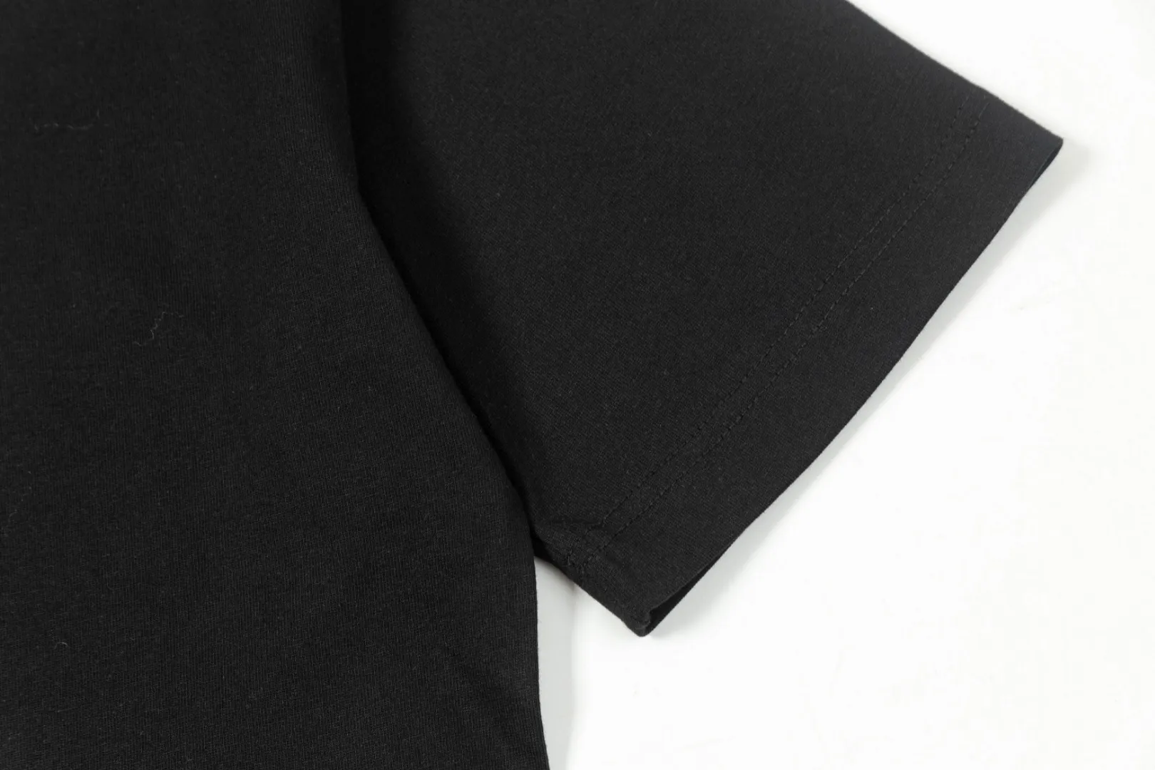 DESCENTE Series g Same Style Sizes：1 2 3 4 :Black White