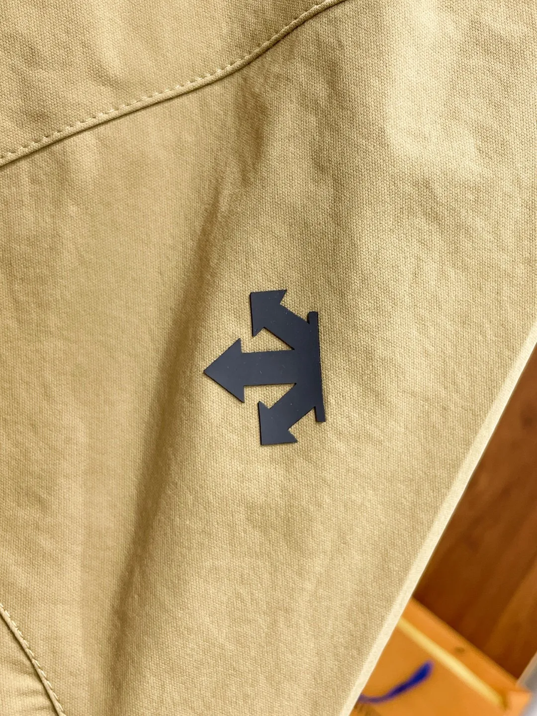 🆕Desante SSNew Arrival pure cotton men's casual shorts, advanced custom-made Breathable fabric, Breathable fabric, extremely stretchy and comfortable, with impeccable details, top-grade accessories, original logo design concept, delicate and soft feel! The upper body fit is awesome! Size: M-XXXL Please state your height and weight when ordering