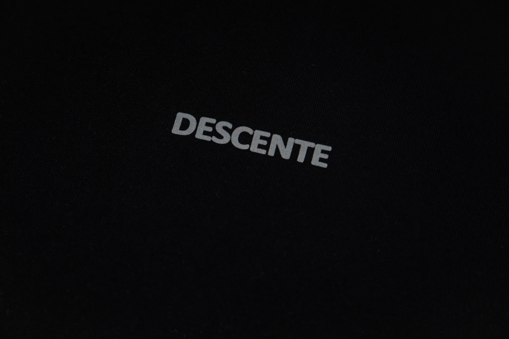 DESCENTE Series g Same Style Sizes：1 2 3 4 :Black White