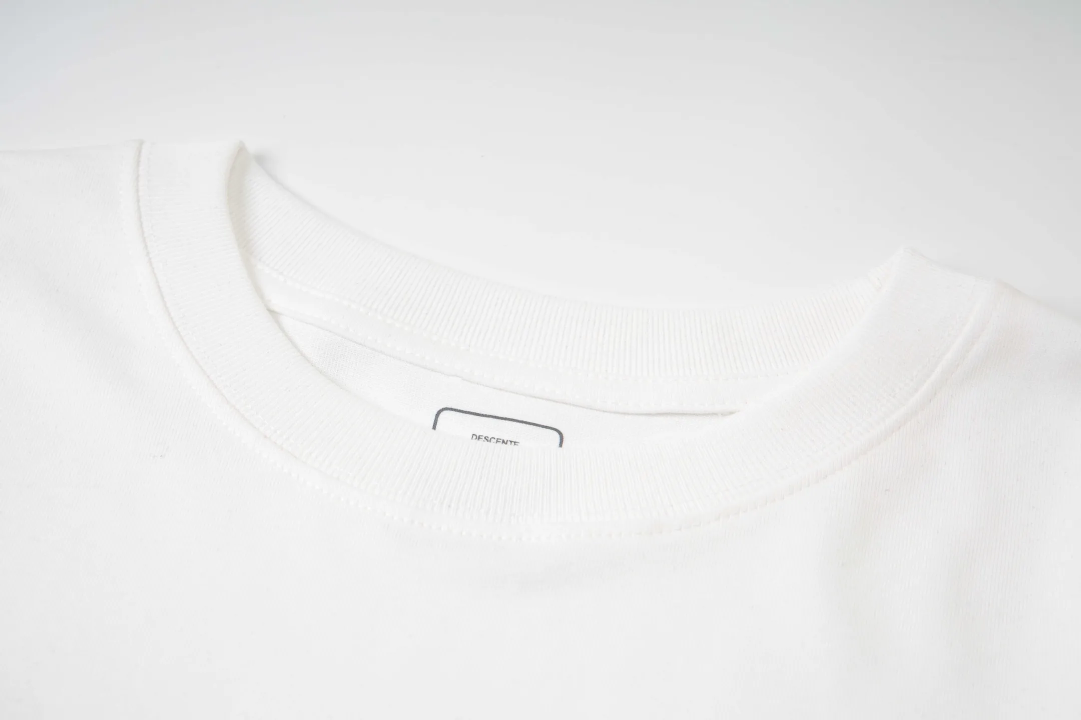 DESCENTE Series 32s Classic Same Style ：Black White Size：XS L :Black White