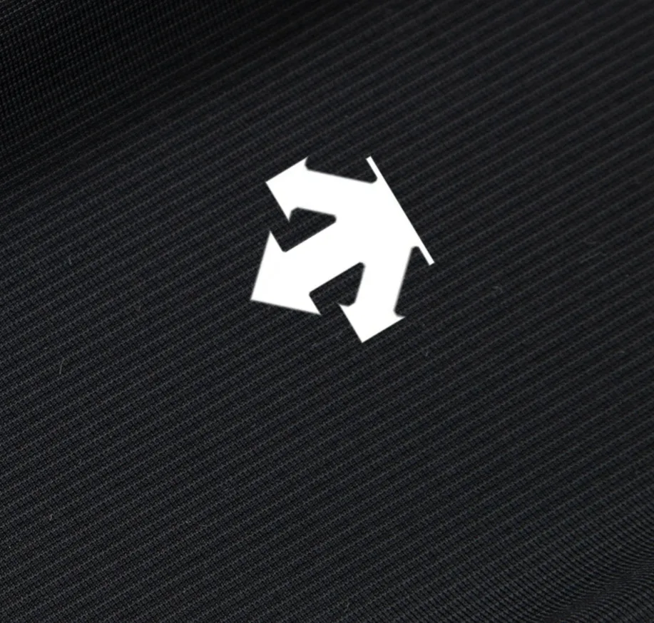 Descente summer New Arrival four-way elastic quick-drying ice silk pants! Classic Hot Sale is coming! Pure welfare! Four-way stretch fabric is famous for its elasticity, and most major brands of pants use this fabric! Comfort is the key, and the shape of these pants! Super slim! In short, whoever wears it knows it! You’ll understand when you see the real thing! The fabric is so thin that even if it is black, it is not afraid of absorbing heat in summer! The upper body is really cool! Great pants that are smooth, comfortable and anti-wrinkle! The trousers are designed with a loose waist and drawstring hems! The most comfortable and silky summer pants that I highly recommend! Breathable black technology stretch silky sports pants! Zui new technology ice silk milk silk quick-drying Breathable fabric! Bombs from all sides! Super elastic! Wear the slippery and cool fried chicken to enjoy! It can be said that it feels better than not wearing it at all! Ice silk pants that I don’t want to take off after I put them on! This is the only batch, if you grab it, you will make a profit! Color: Black Gray Size: S-XL