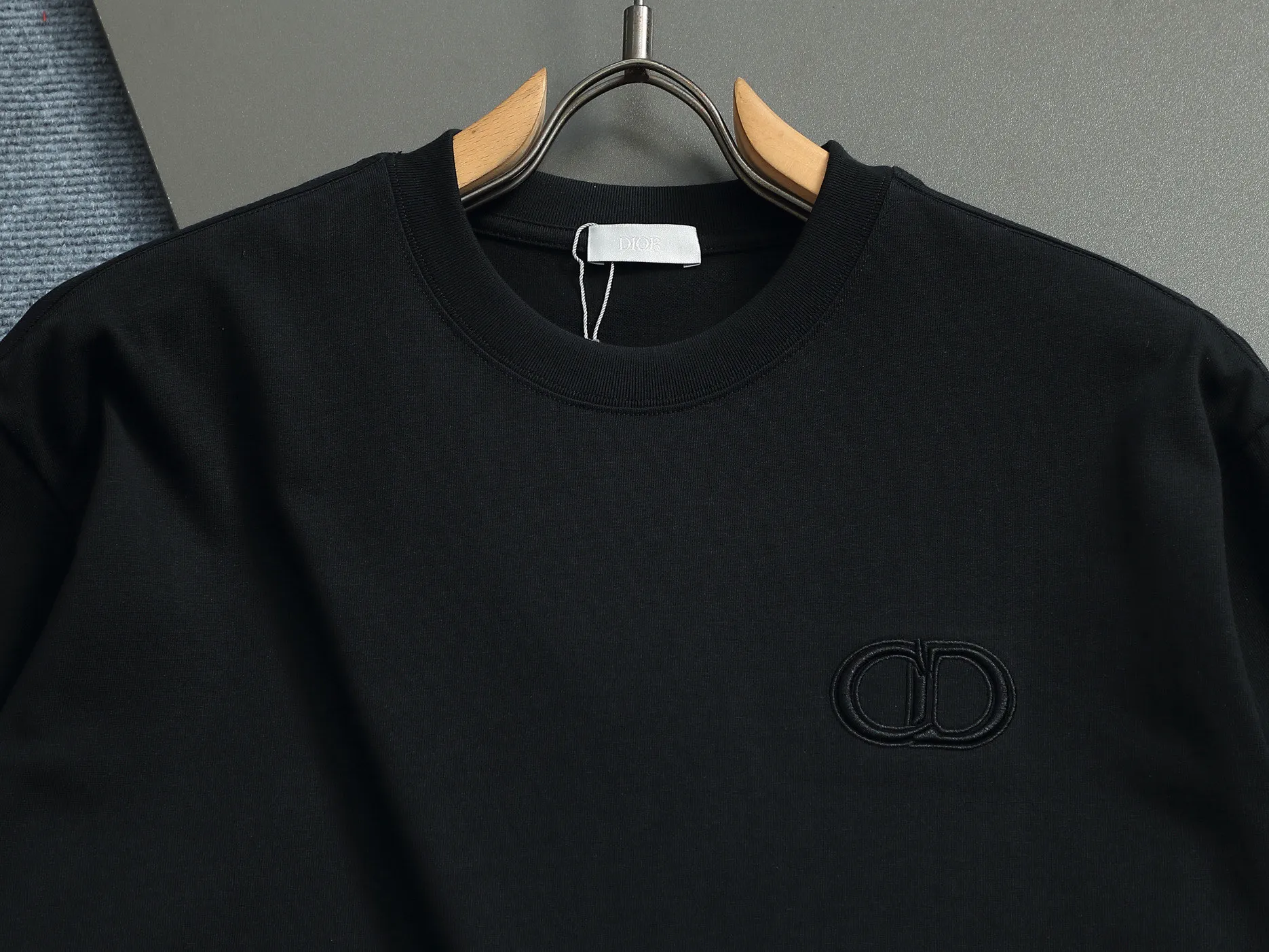 DIOR CD Logo 🪡 ， Retro Same Style Versatile : Black White Size：S M L XL