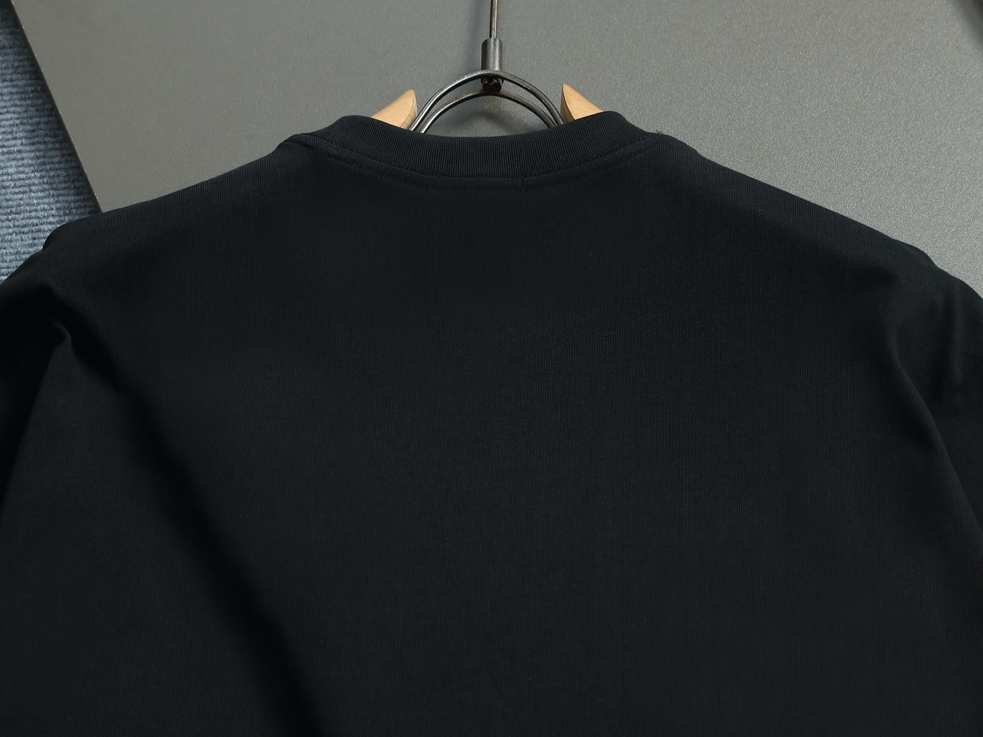 DIOR CD Logo 🪡 ， Retro Same Style Versatile : Black White Size：S M L XL