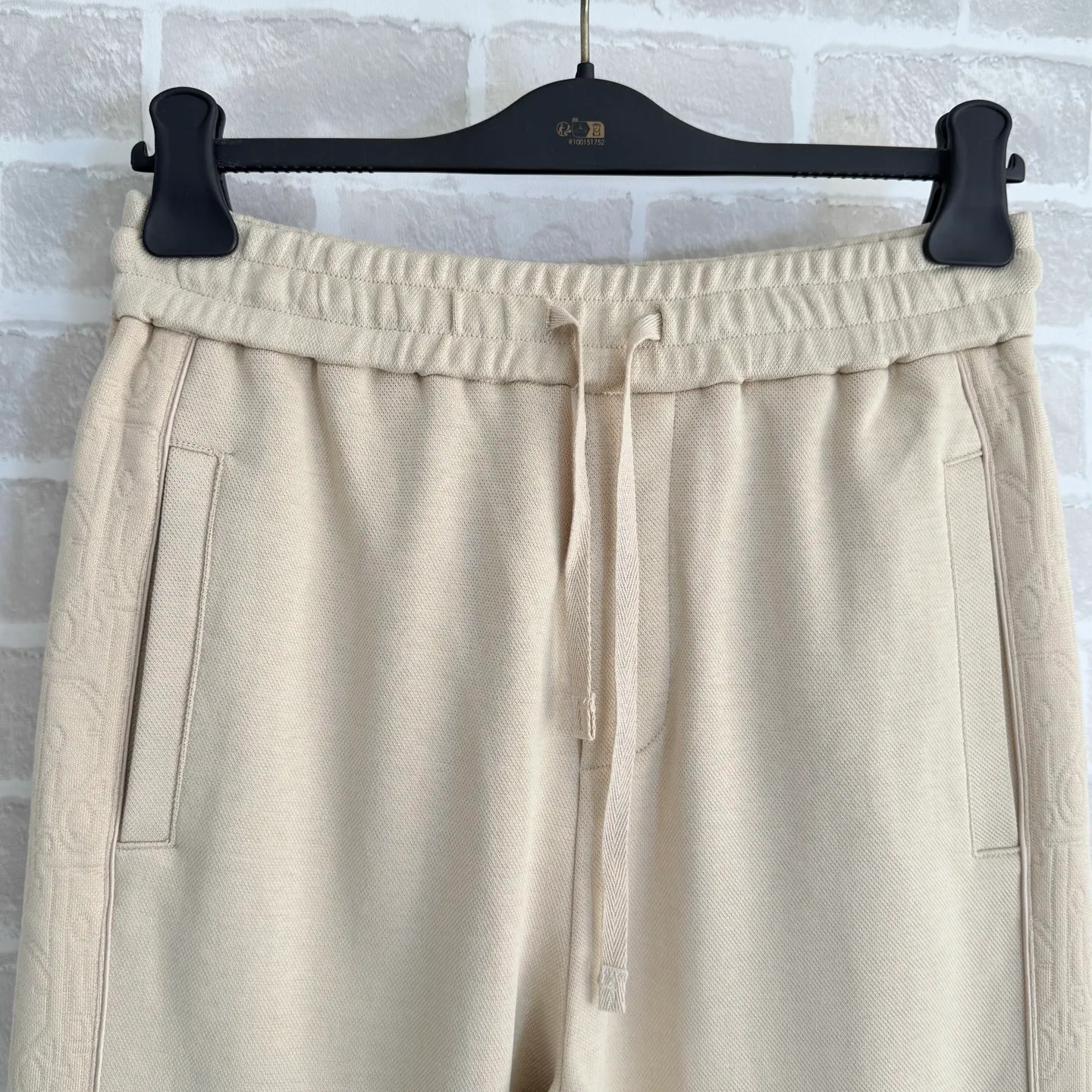 DR* New Arrival Premium New Arrival Same Style ，Breathable ！ ！ ， ！ Premium ！ Wear-Resistant，