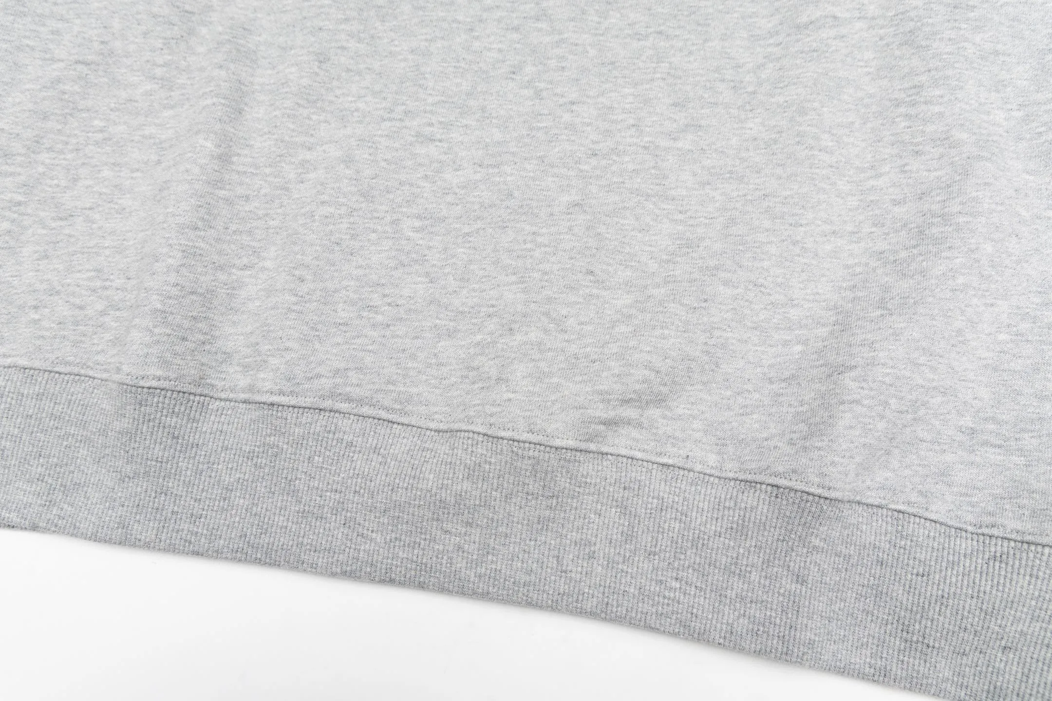 CD （Gray） Gray ， ， 。 100% ， Breathable 。 ， CD Icon ， 。 、 ， ， 。 ， Quality 。 ， ， 。 Size:S-M-L-XL