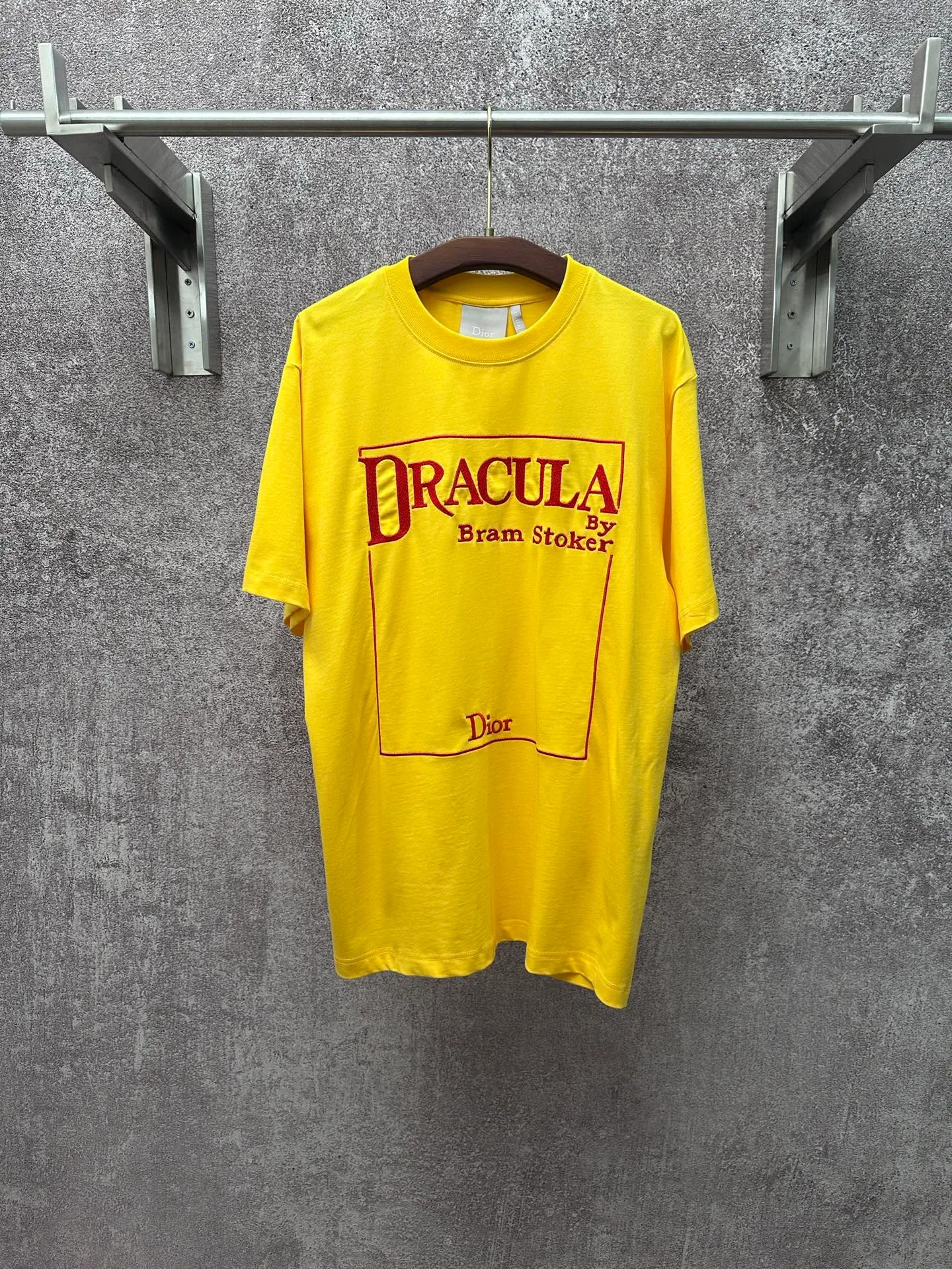 Di*r 2026SS New Arrival T Book Cover Same Style Size：S M L XL