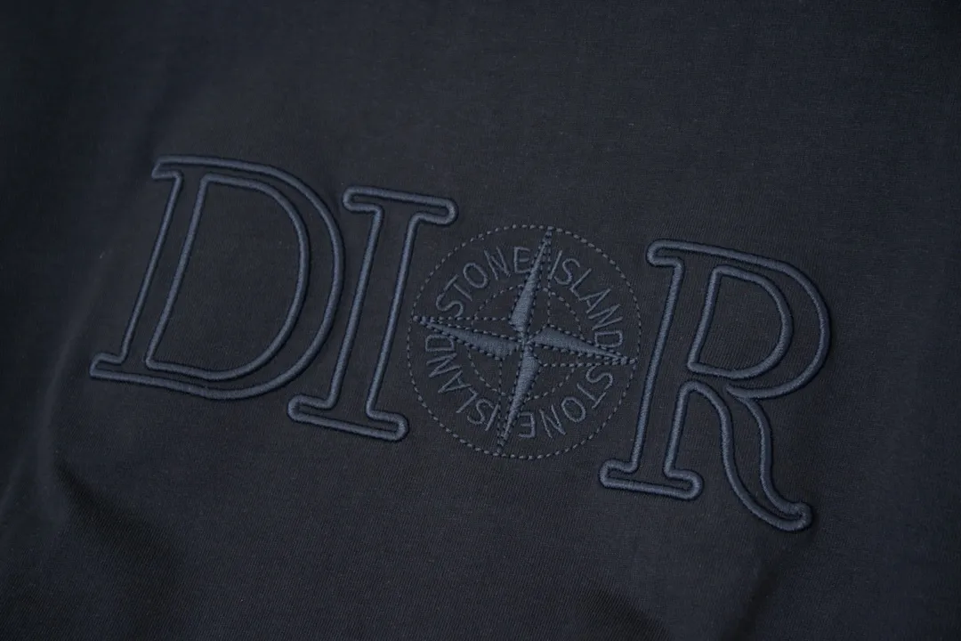 Quality D*OR 2025 T ， ， ， 、 ， Same Style S M L XL