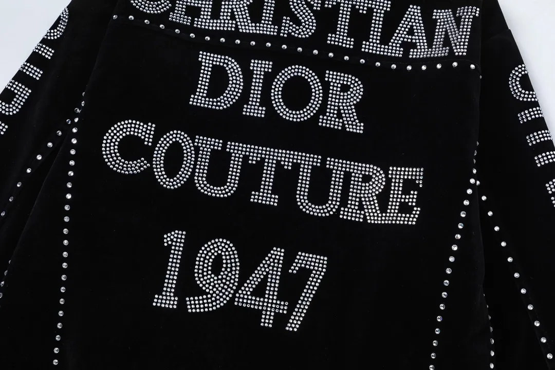 DIOR 2024 New Arrival ⚾️ ， ！ ， logo ！ ， Versatile， ， ！ ！ Classic Versatile ， logo ！ ！ Quality ， ！！ Size：M-2XL
