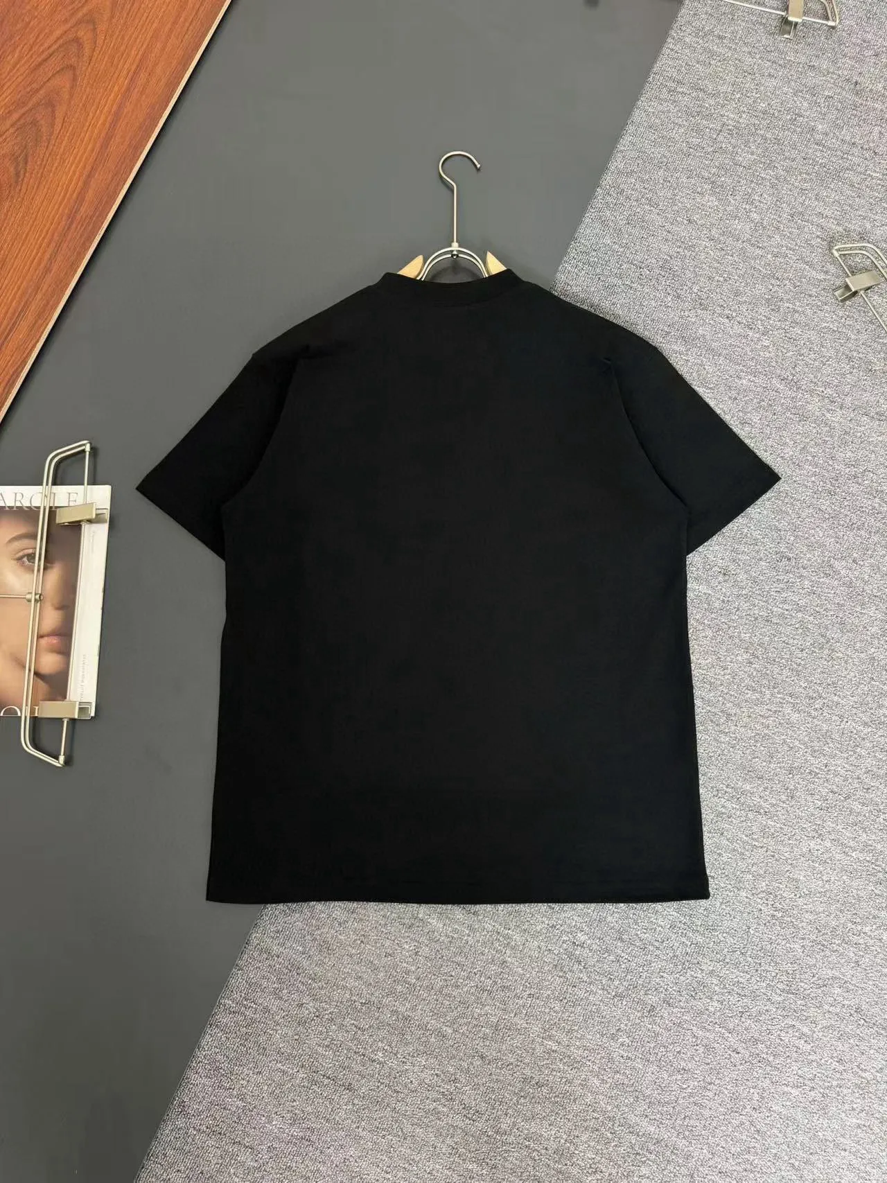 DIOR* g t Breathable logo New Arrival t ， ， Versatile ：Black White Red Sizes：S M L XL XXL