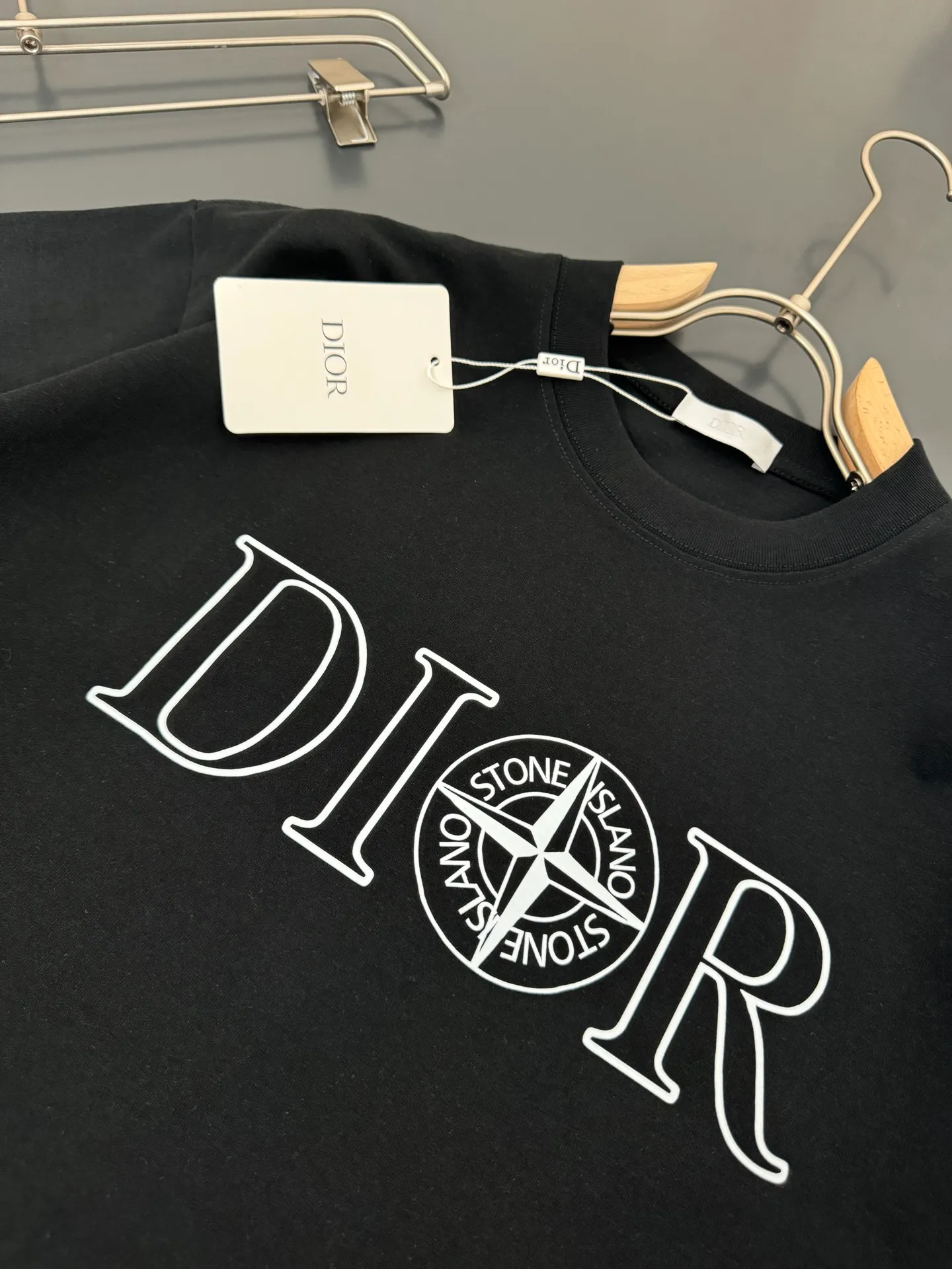 DIOR* g t Breathable logo New Arrival t ， ， Versatile ：Black White Red Sizes：S M L XL XXL