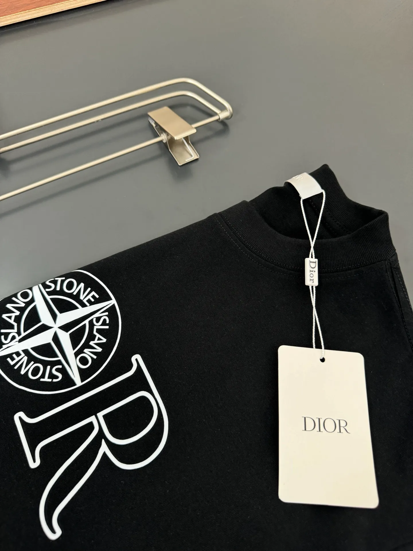 DIOR* g t Breathable logo New Arrival t ， ， Versatile ：Black White Red Sizes：S M L XL XXL