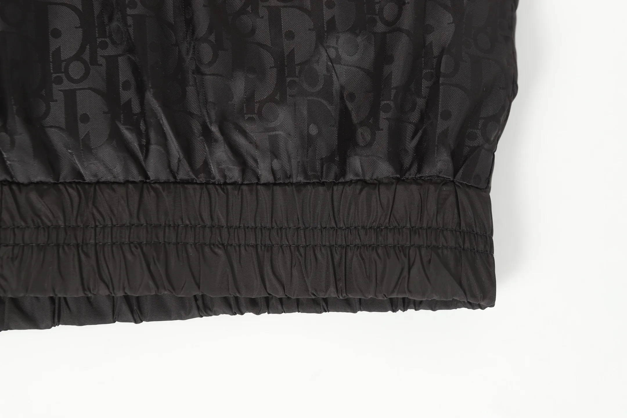 Dior/ logo ， 。 ， 。 。 New Arrival Same Style ， ， ， ， ， 。 ， ， 。 ：Black Size：S/M/L/XL