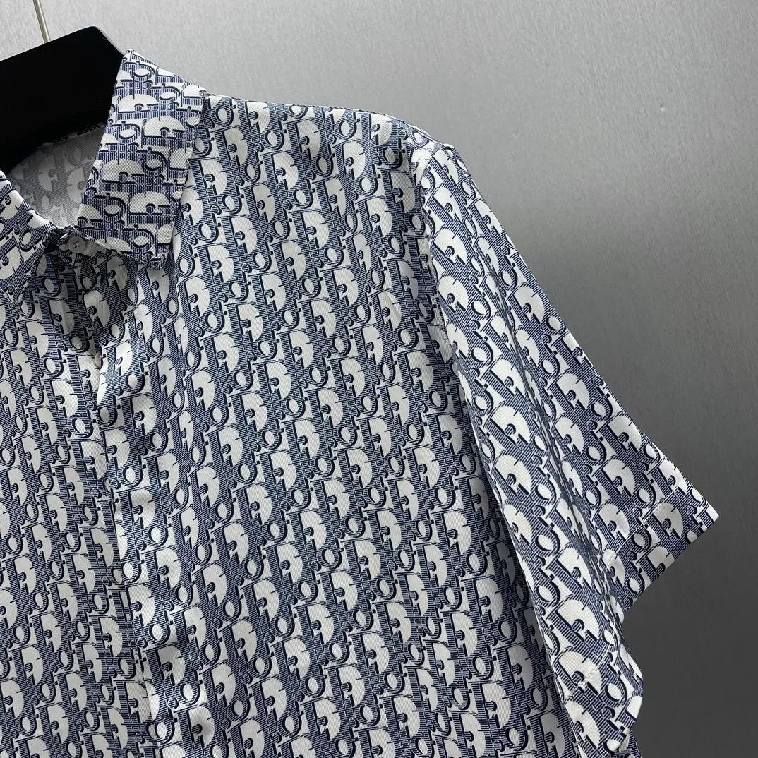 CD Classic Size S-XL Classic Oblique 。 White Blue ， ， 。 ， 。