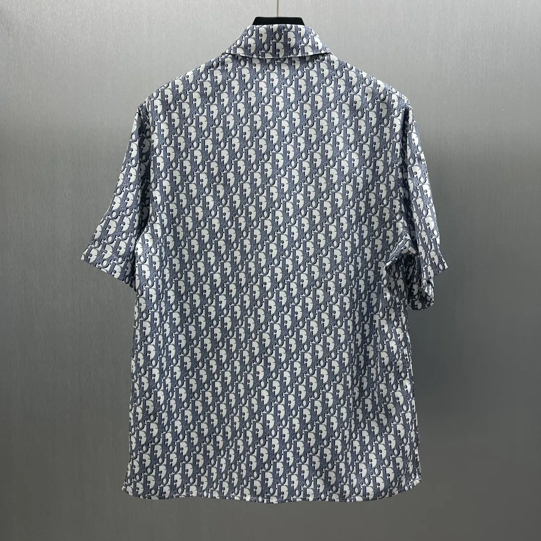CD Classic Size S-XL Classic Oblique 。 White Blue ， ， 。 ， 。