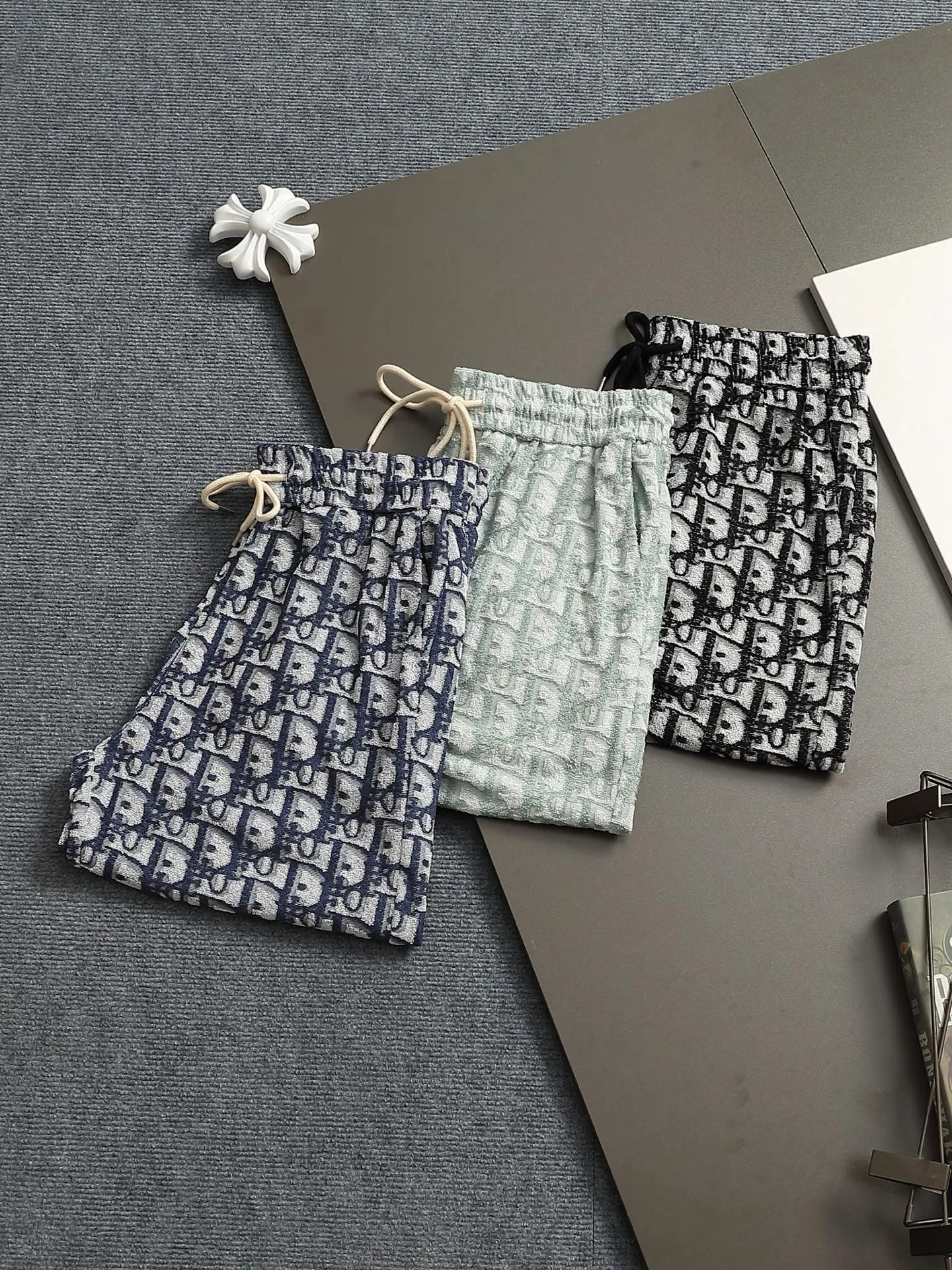 DIOR 25ss Same Style ～ ， ， Dior Classic Oblique 。 ！ Breathable ， 。Premium ， ！ Same Style！ ：Black Blue Green Size：XS S M L