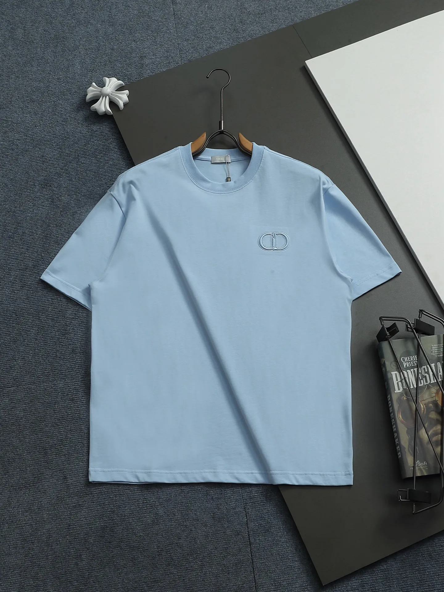 DIOR CD Logo 🪡 ， Retro Same Style Versatile : Black White Size：S M L XL