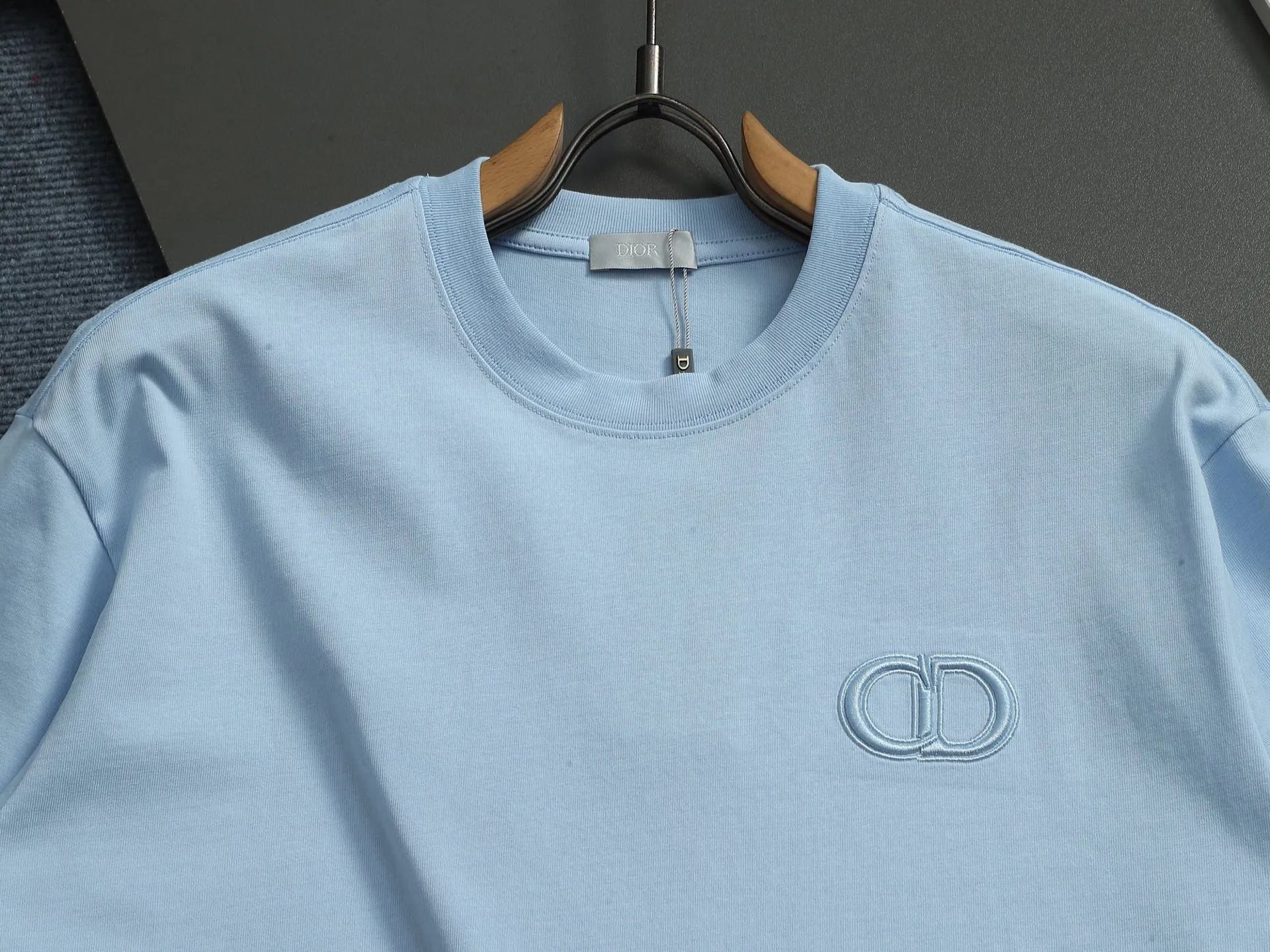 DIOR CD Logo 🪡 ， Retro Same Style Versatile : Black White Size：S M L XL