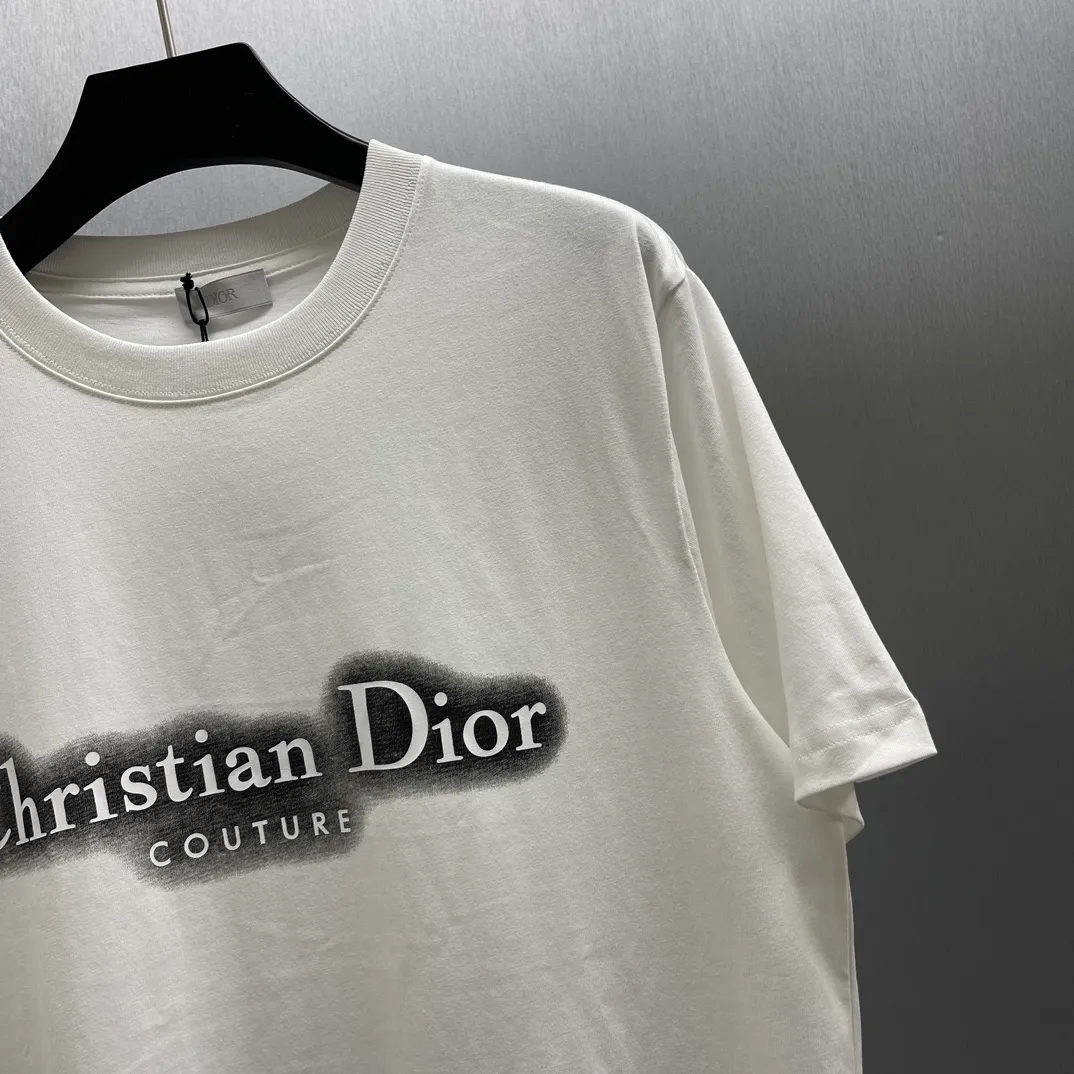 CD T Size : S-XL T Series ， Christian Dior Couture ， Classic 。 Black ， ， Classic 。 ， 。