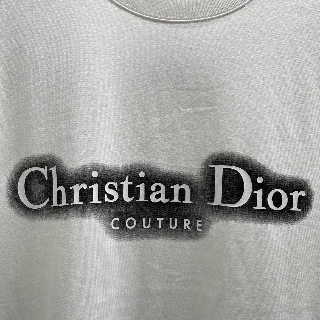 CD T Size : S-XL T Series ， Christian Dior Couture ， Classic 。 Black ， ， Classic 。 ， 。