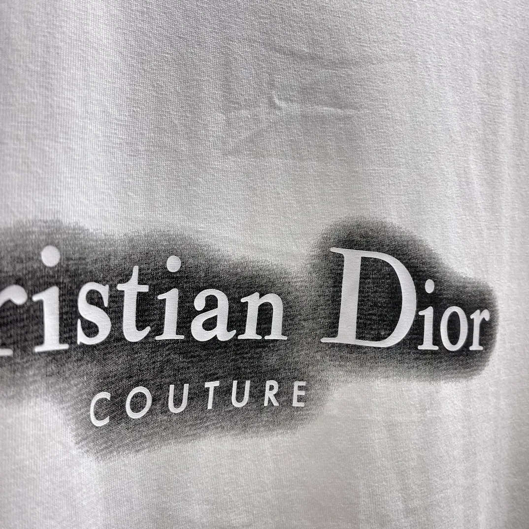 CD T Size : S-XL T Series ， Christian Dior Couture ， Classic 。 Black ， ， Classic 。 ， 。
