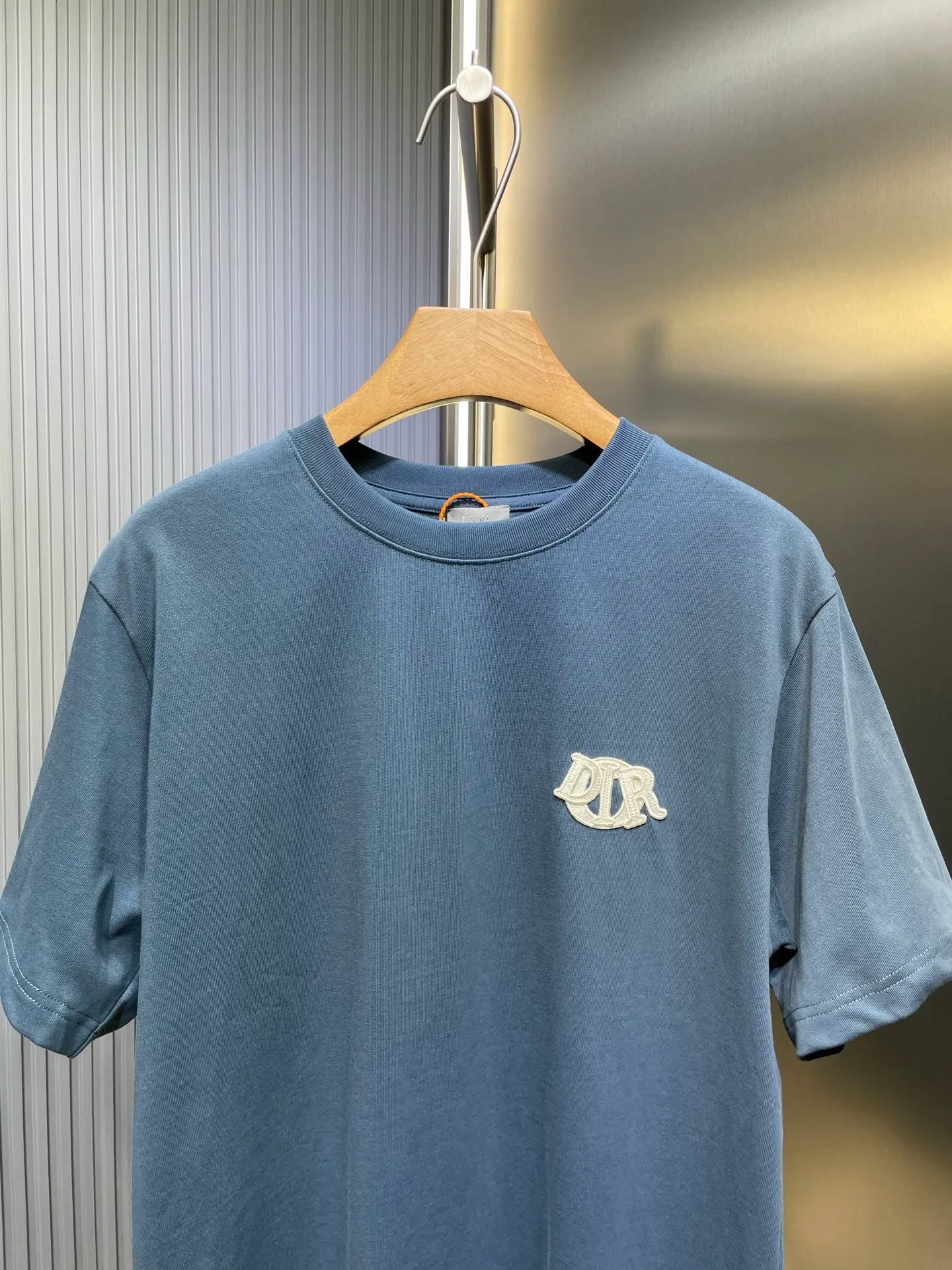 Dior Charm 𣌀 Dior Charm White Gray 1： Dior Charm 2: ： 1:1 Dior ： Size： S M L XL ： 25131-A 15