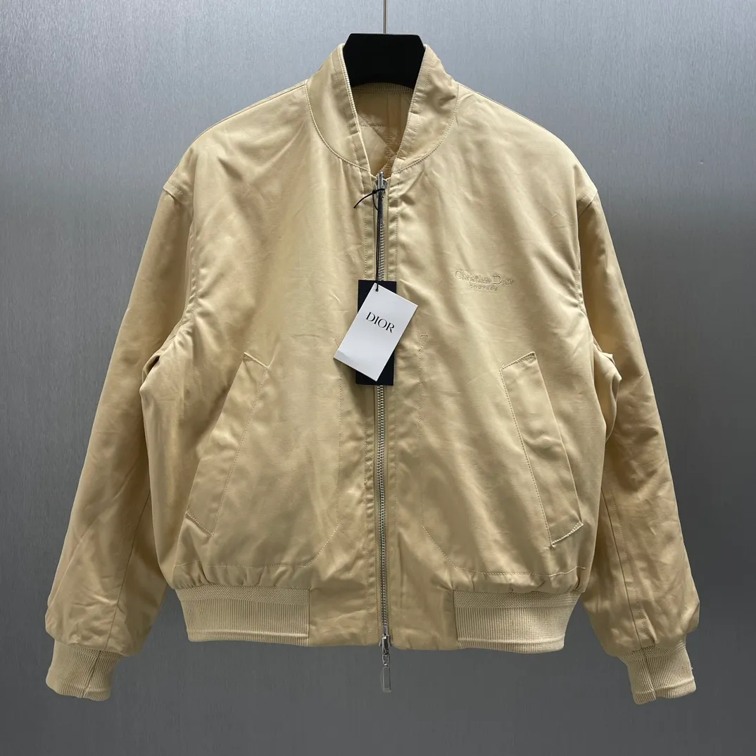 CD Yellow SIZE : S-XL Series ， 。 Yellow ， Christian Dior Couture ， Classic 。 ， ， 。 Christian Dior Couture ， Dior 62% ，38% ， ， 2:100% ， :100% ， :100%