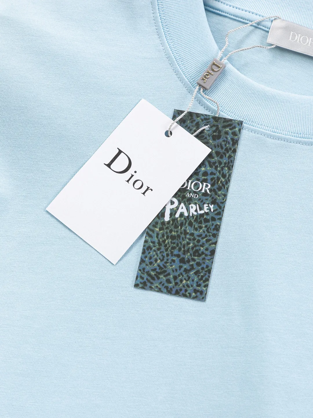 Dior dior CD S-XL 26ss Classic CD 🪡logo ，D ， ， Black White ， D LOGO ， logo ， ！ ， Classic ！！ 47 ， ， Dior ！ ， ， ， Breathable ~ ！！ ：Black White Blue Size：S-XL ： S： 55- 56- 71.5 M： 56.5- 58- 73 L： 58- 60- 74.5 XL: 59.5- 62- 76