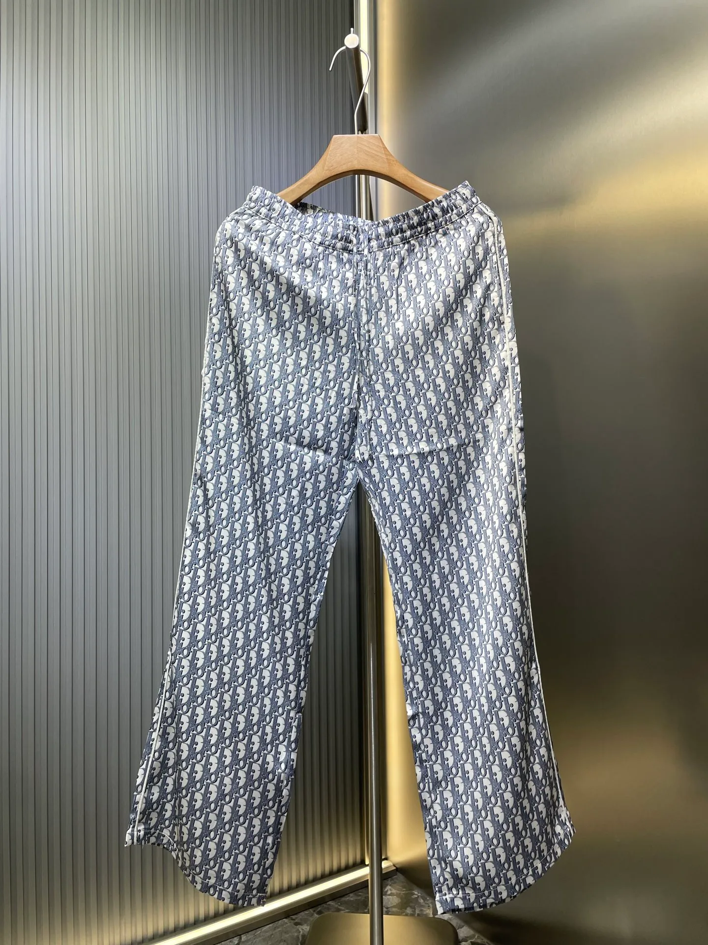 Dior🌟【 Original】 25ss Classic Classic oblique 。 White Blue ， ， 。 ， 。 Size：46-52