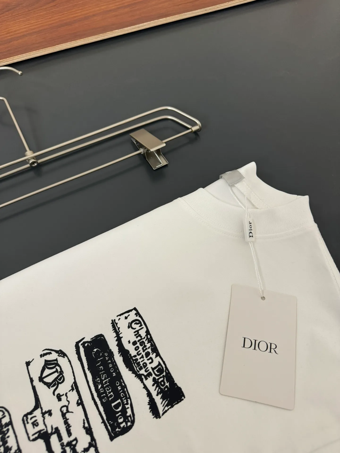 DIOR* g t Breathable logo New Arrival t ， ， Versatile ：Black White Sizes：S M L XL XXL