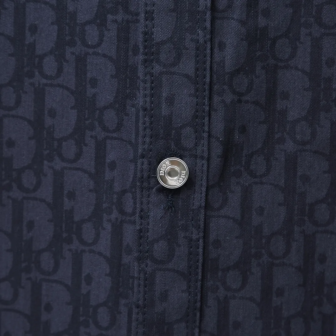 ：D 12 Dior/ DR logo Factory 36 Versatile ， 。 “Dior” ， ， Dark Blue ， ， ， ， DR Same Style ：Dark Blue Size：38/39/40/41
