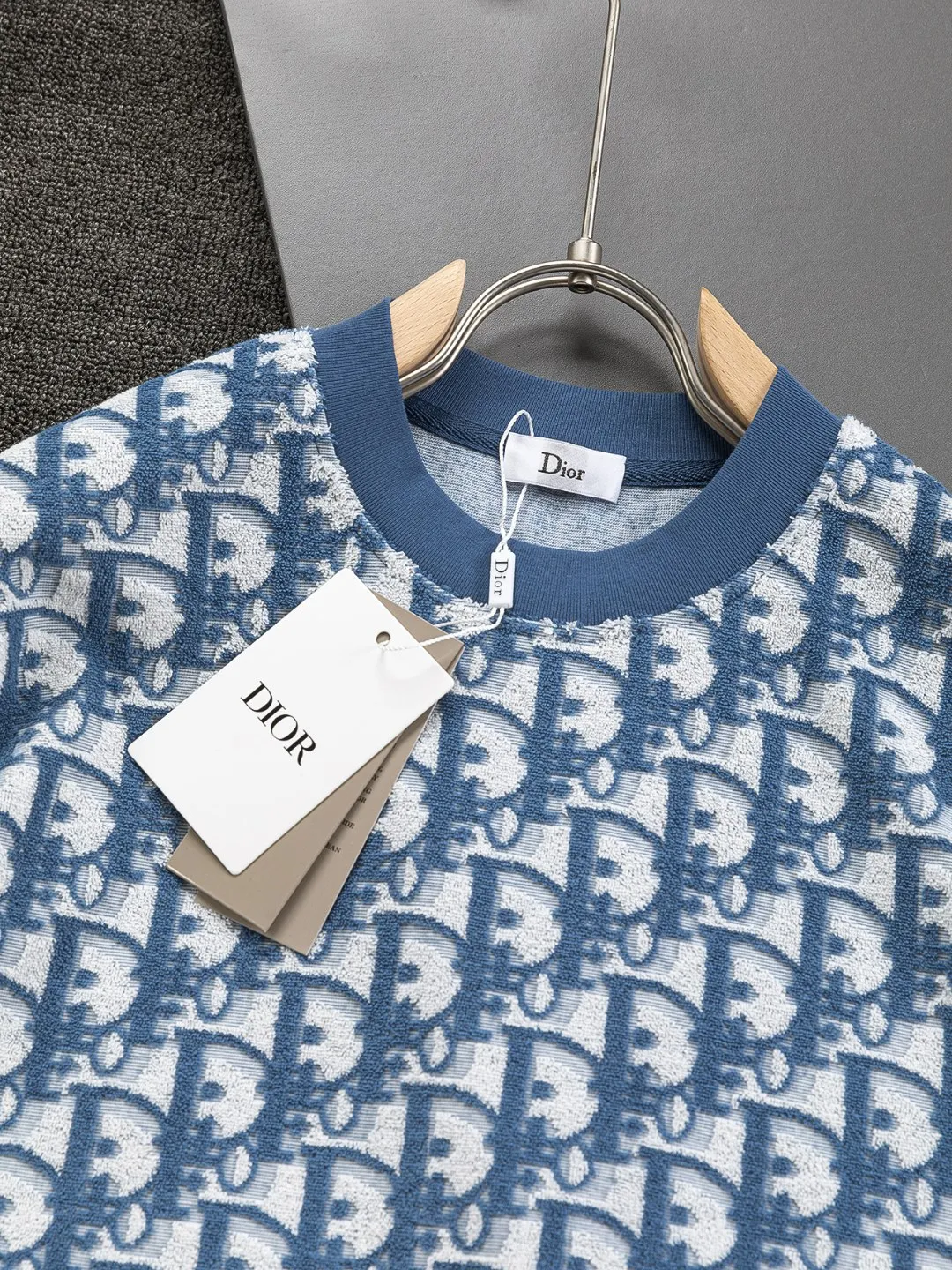 DIOR Dior dior CD S-XL CD t ， ， Series， Logo Classic obliaue ， s ， ， oblique ， v ， ， y …… ， ， Same Style！ :Black Blue Green Size：S-XL ： S： 55- 56- 71.5 M： 56.5- 58- 73 L： 58- 60- 74.5 XL: 59.5- 62- 76