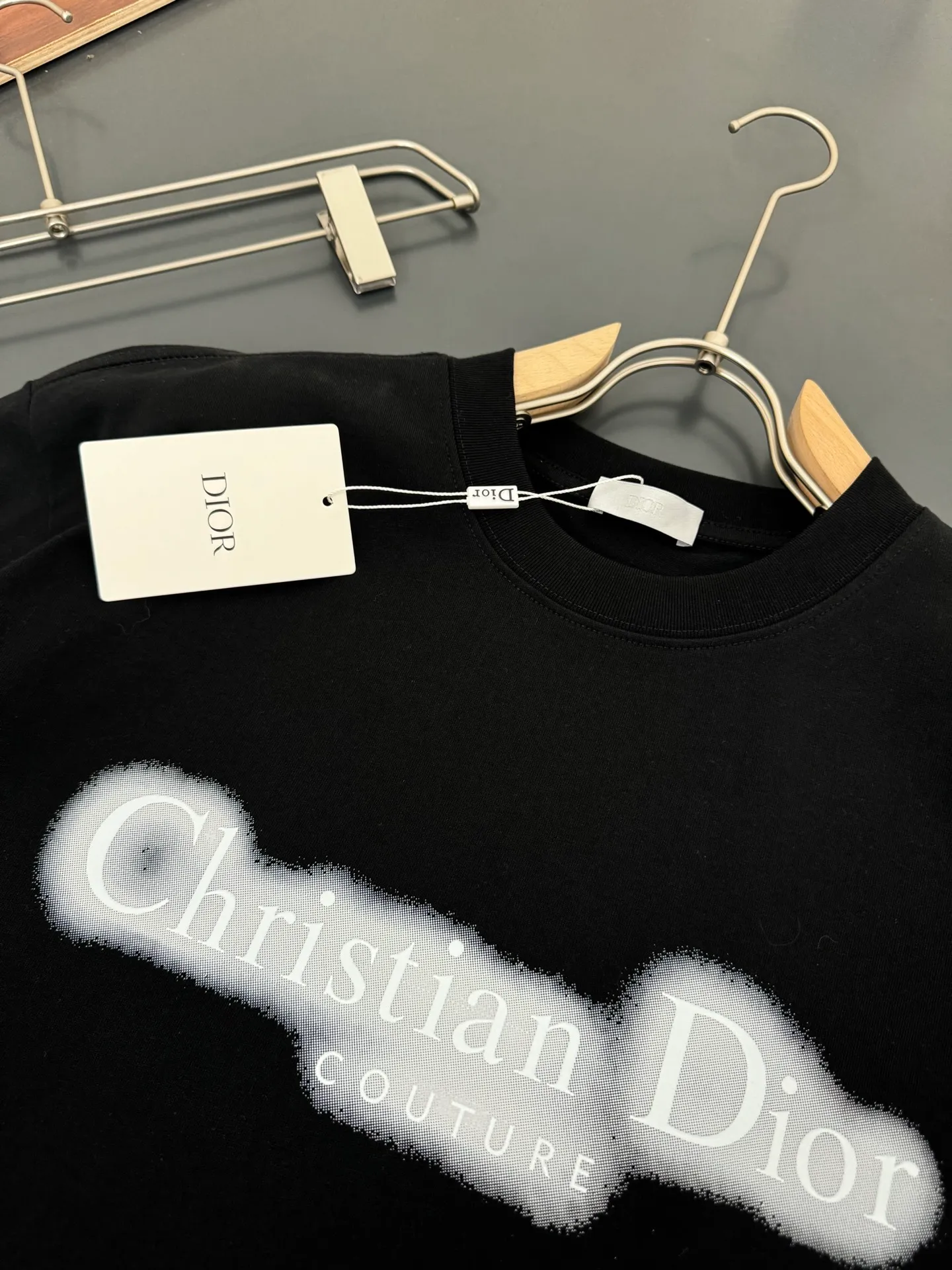 DIOR* g t Breathable logo New Arrival t ， ， Versatile ：Black White Sizes：S M L XL XXL