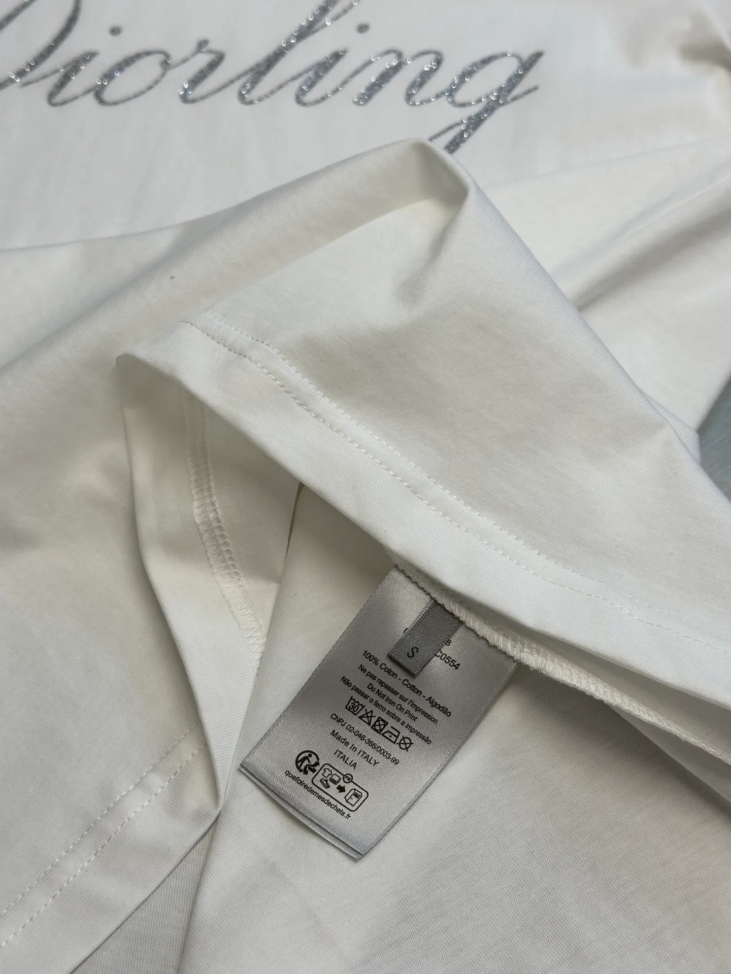 Dior 24 ， ， Quality 。 ， 、Breathable 、 、 ； 、 、 。 ， ， 、 。 size：xs s m l