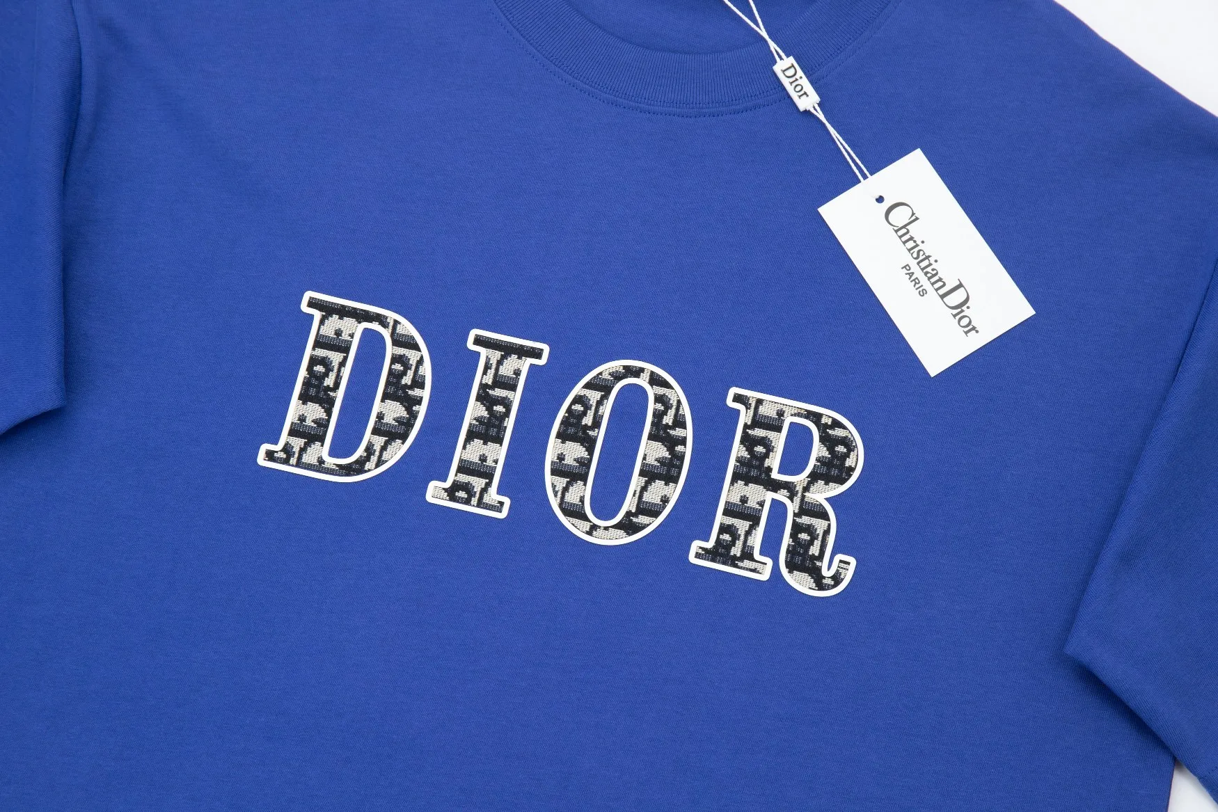 Quality DIO 🆕Classiclogo ， ！ ， ，Classic logo ， ， G OS Versatile Black.White.Green.Blue 4️⃣ S M L XL