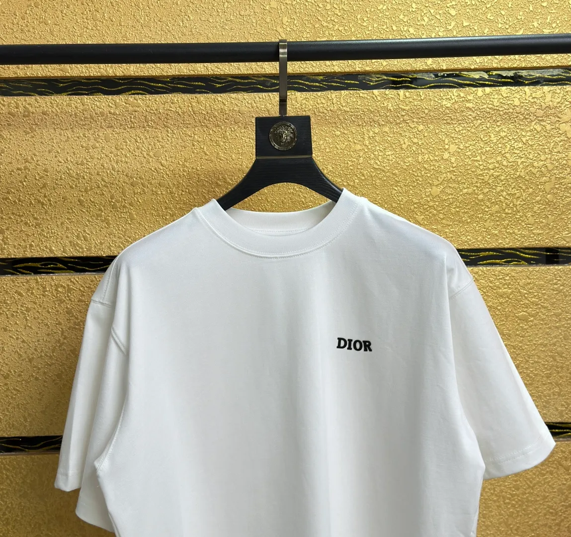 （ Quality ） ： . DIO.R T ： 100% ： 1*1 ： ：Black White Size：XS S M L Same Style