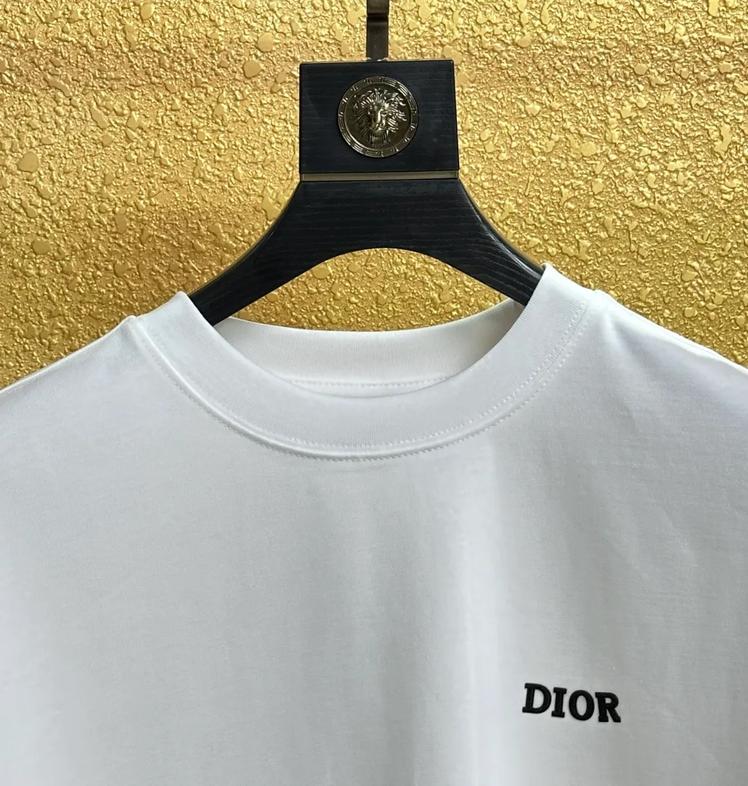 （ Quality ） ： . DIO.R T ： 100% ： 1*1 ： ：Black White Size：XS S M L Same Style