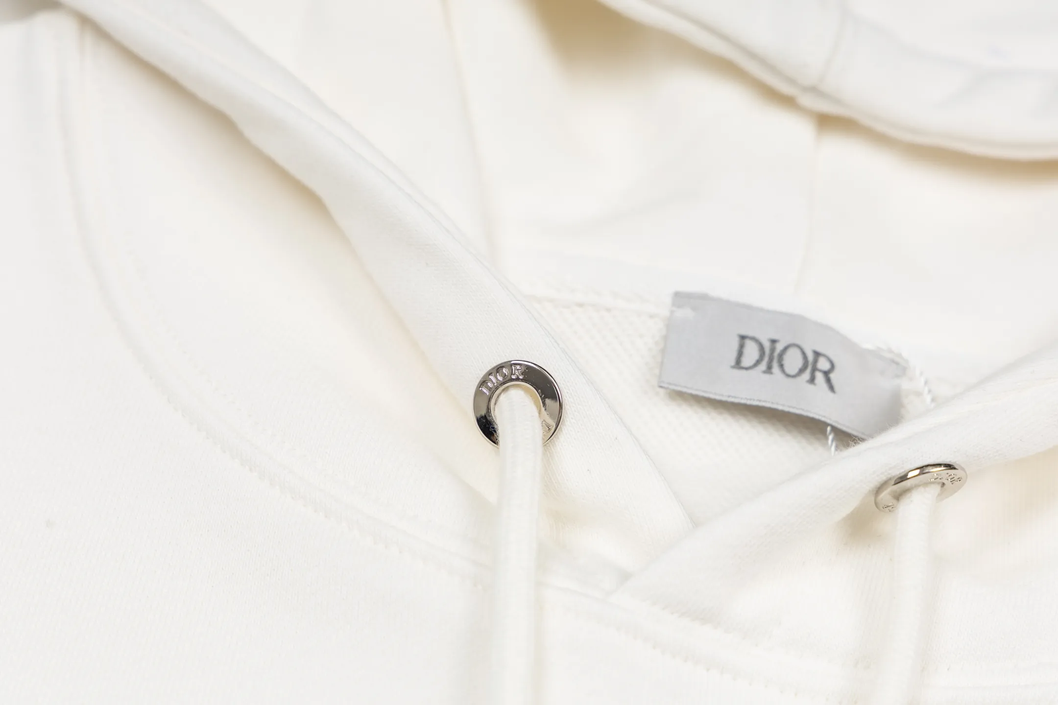 CD （White） 13,066 ， White ， 。 CD Icon ， 。 Dior ， 。 。 ， 。100% Breathable 。 ， 。 ， Dior 。 ， 。 Size:S-M-L-XL